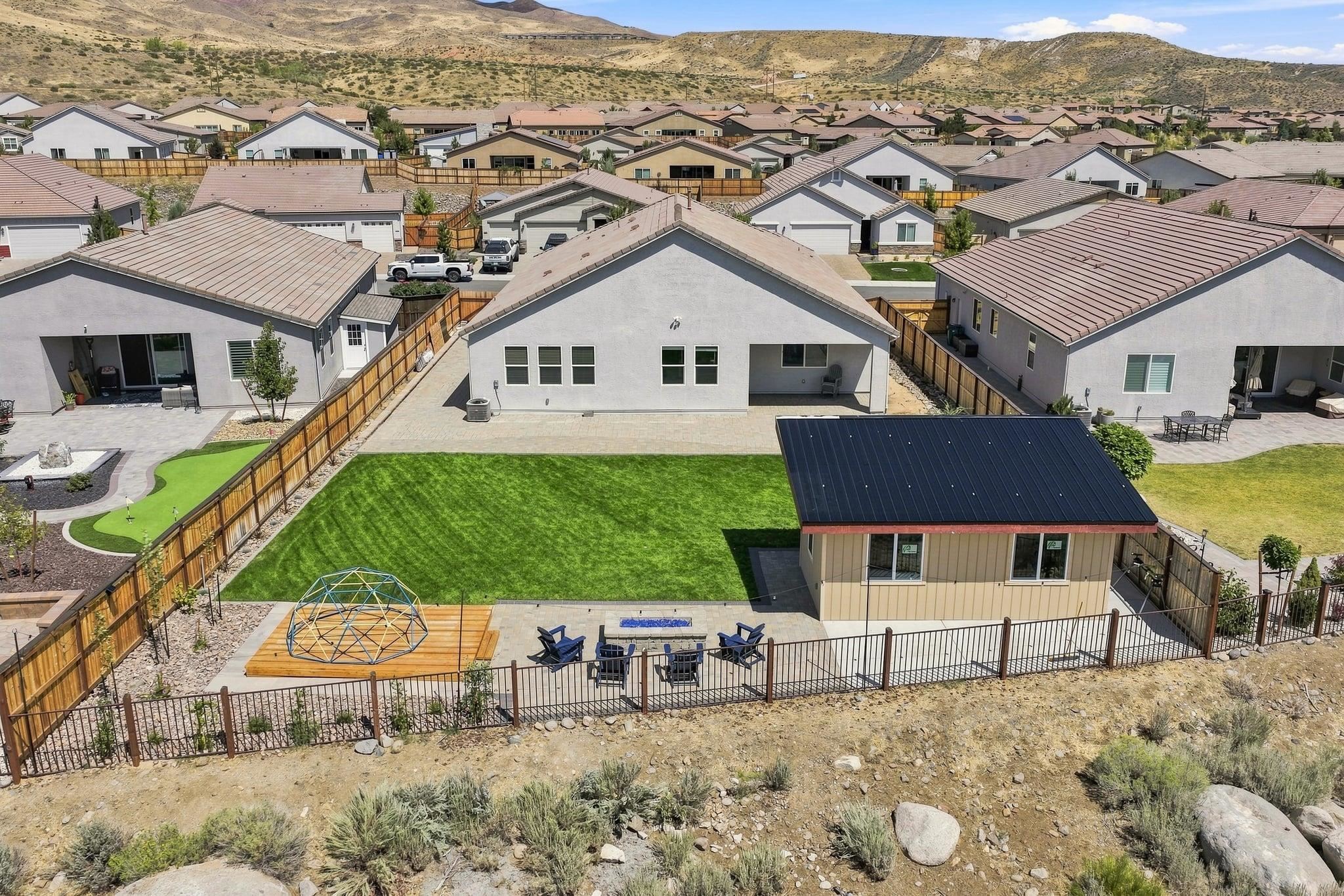 8388 Fenhollow Drive
