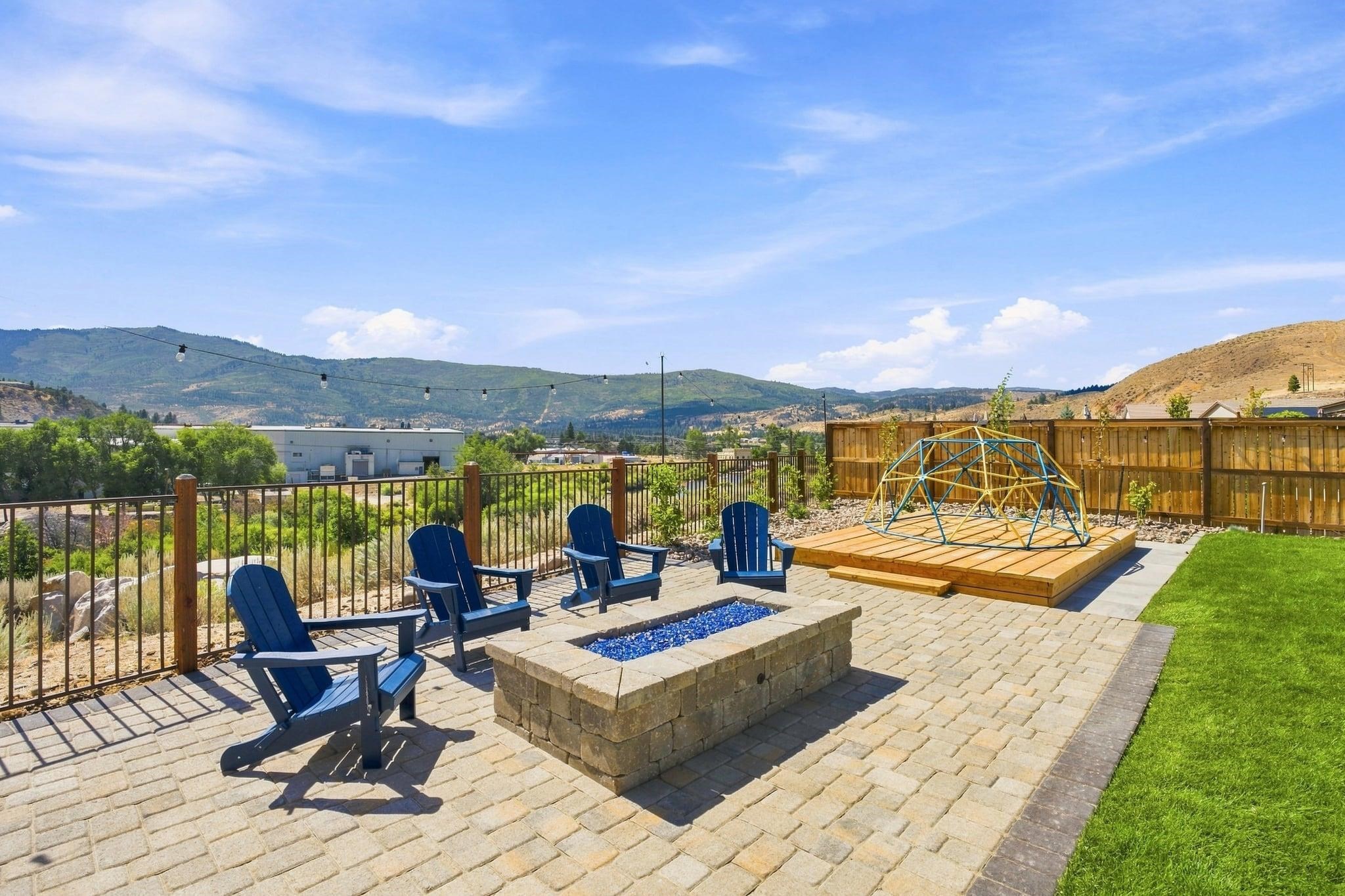 8388 Fenhollow Drive