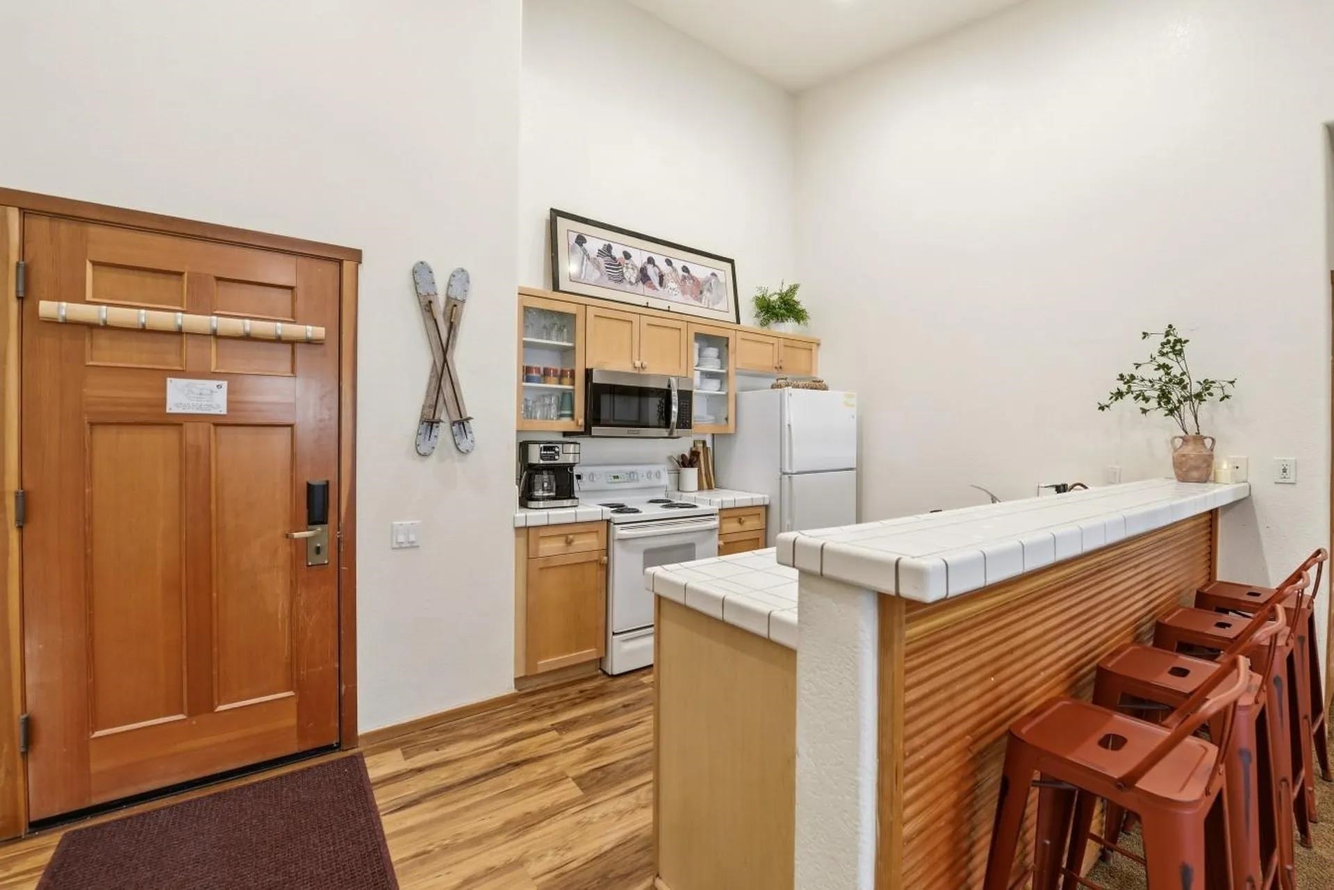 201 Shirley Canyon Road # 819 Unit: #819
