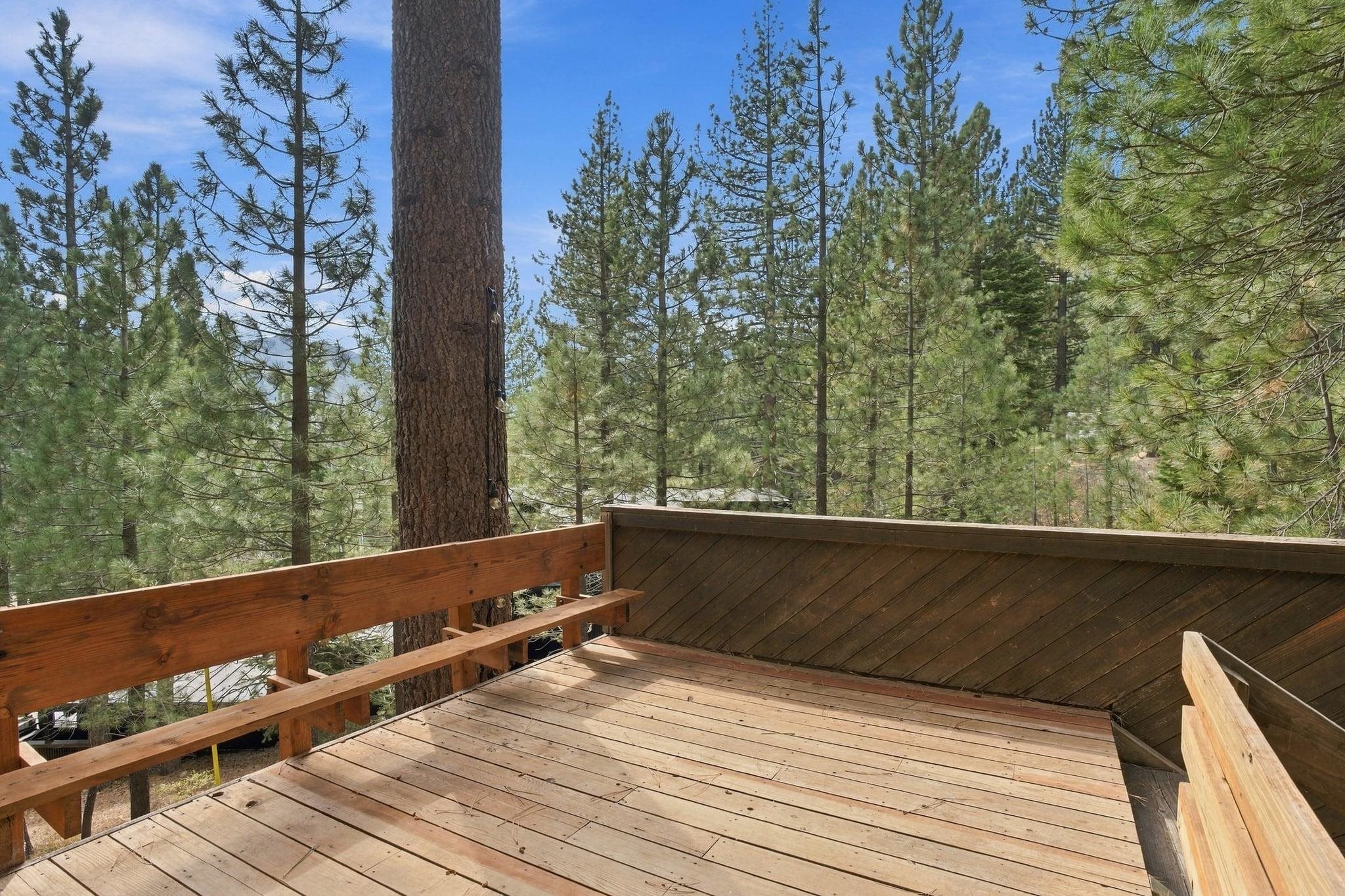 1004 Lanny Lane
