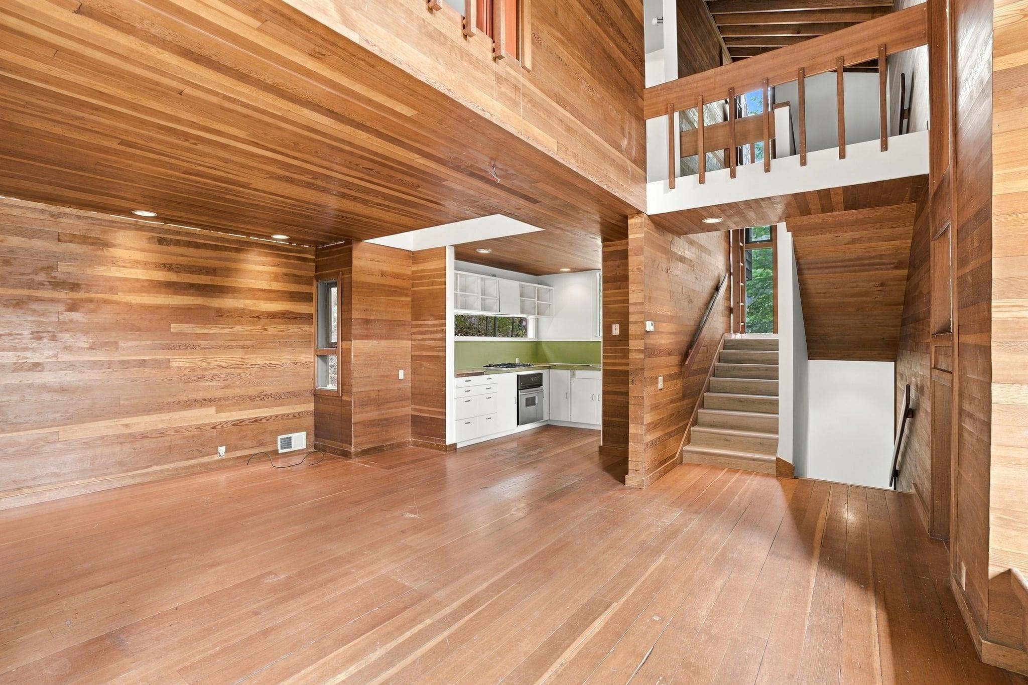 1004 Lanny Lane
