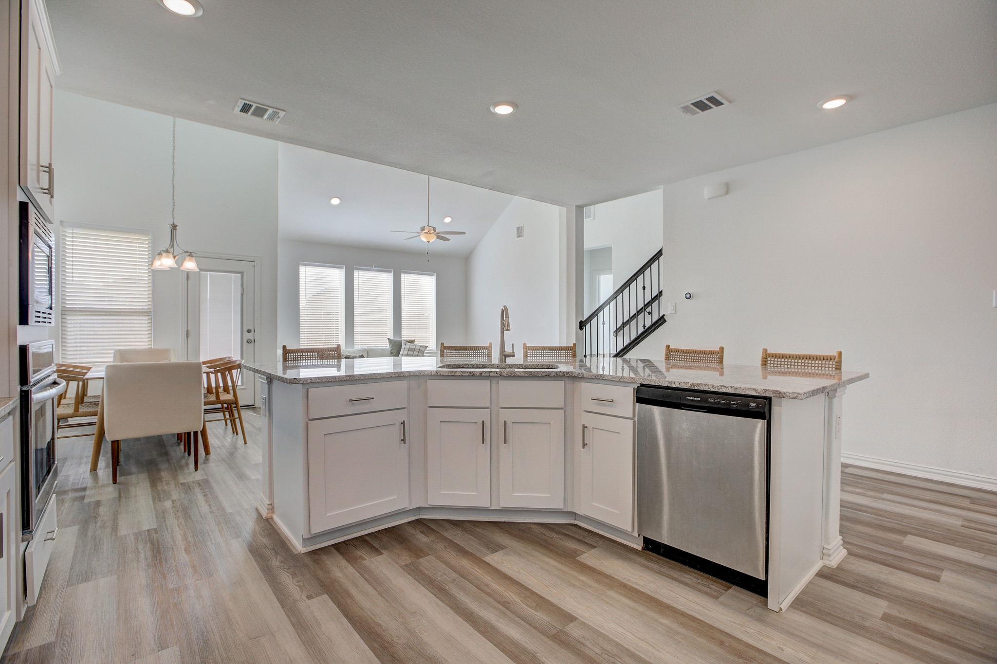 308 Monteforte RD