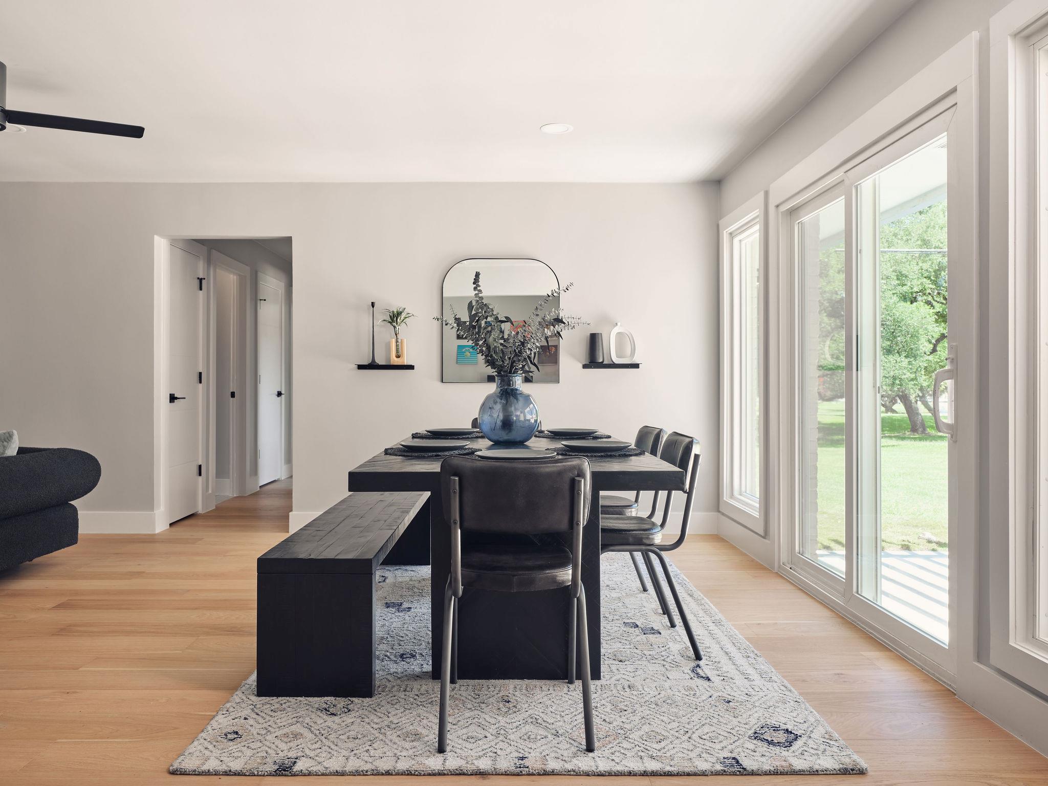 8704 Balcones Club DR