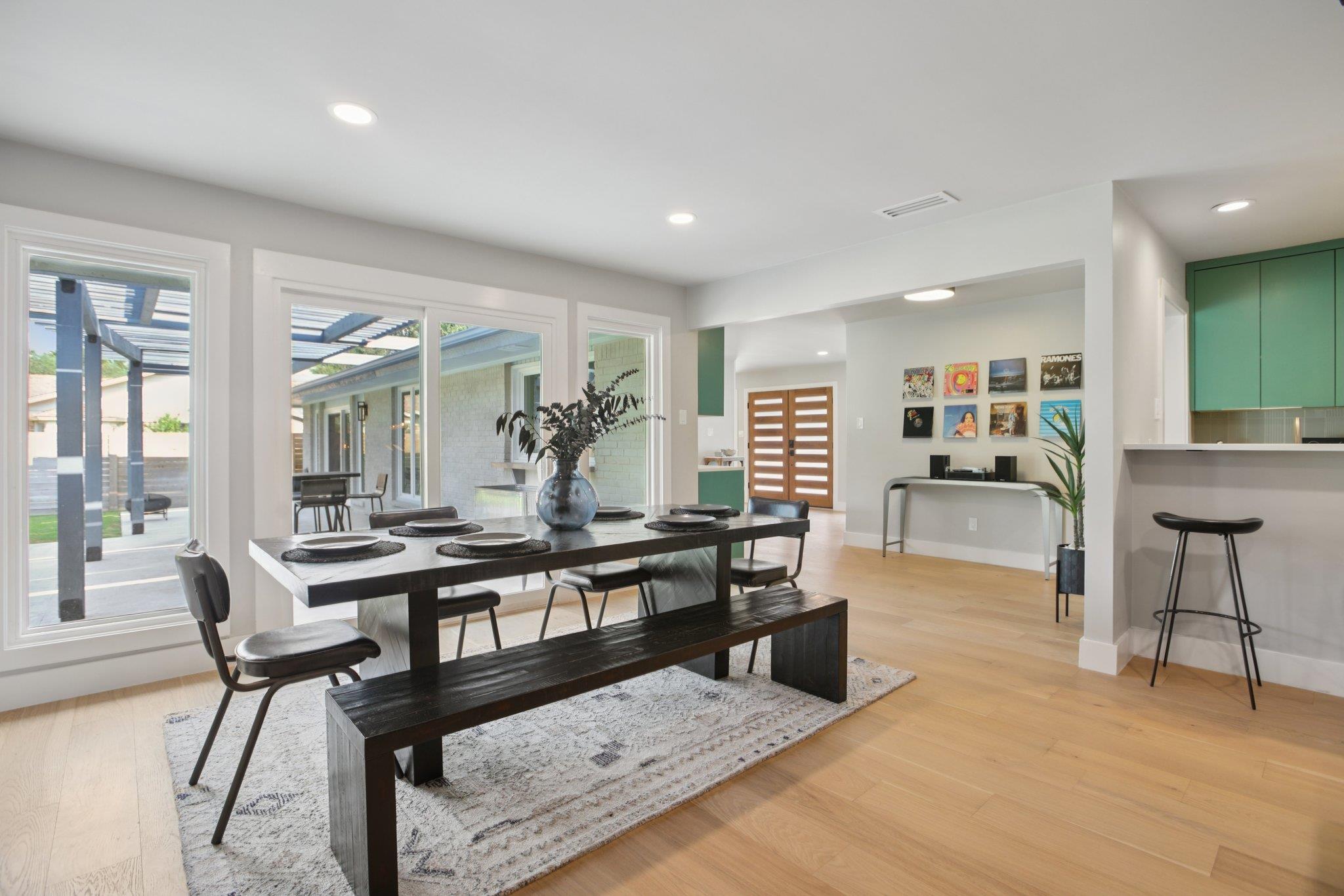 8704 Balcones Club DR