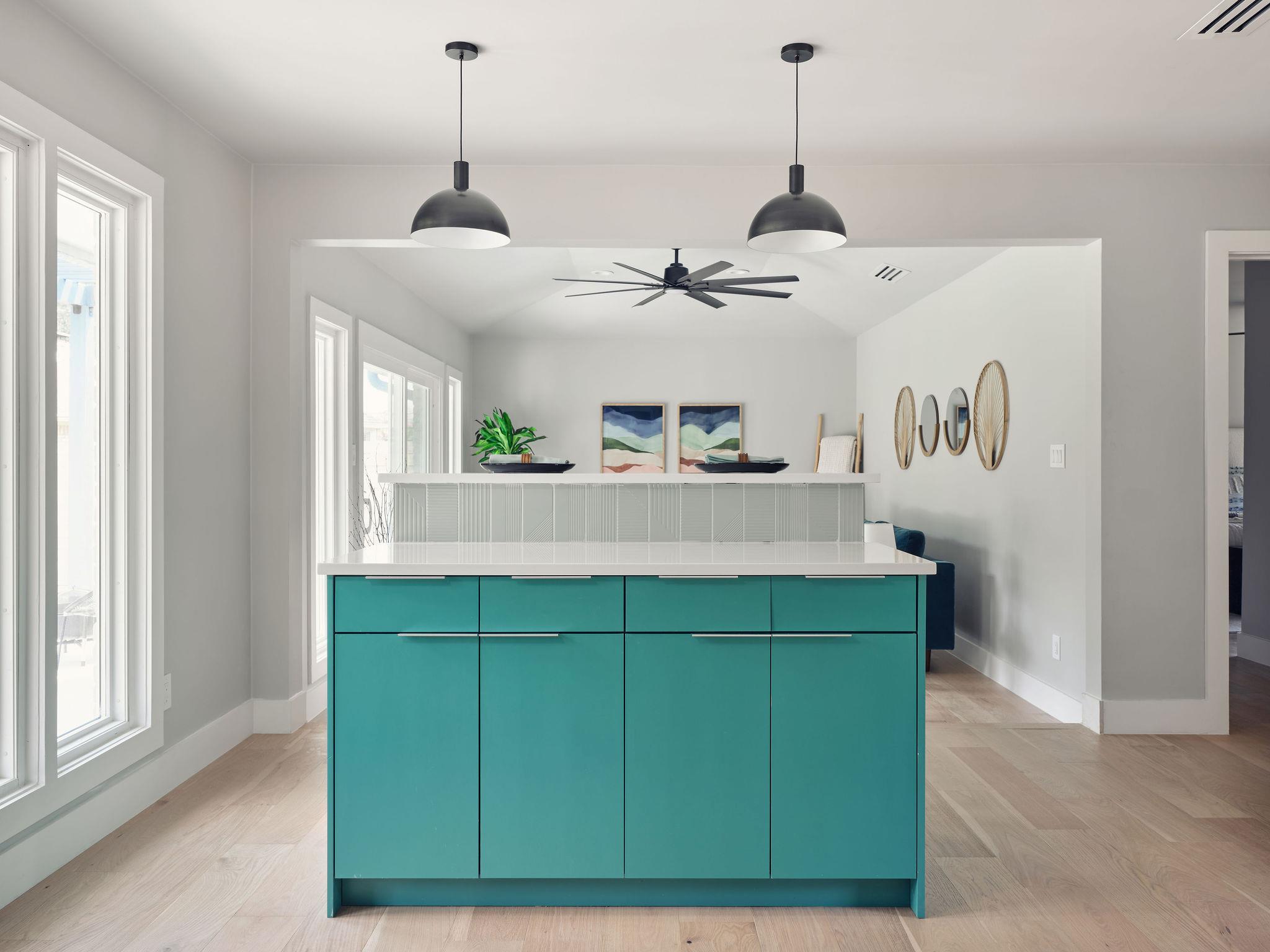 8704 Balcones Club DR