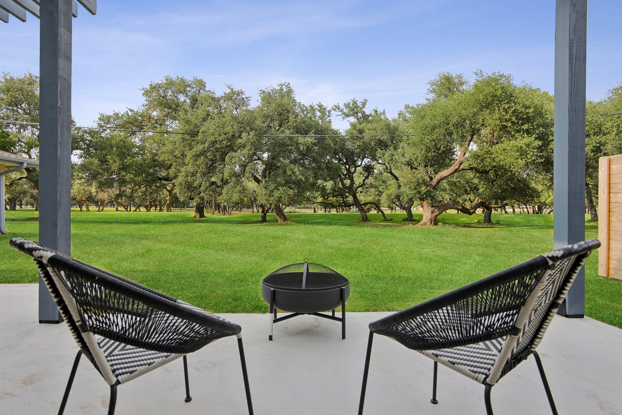 8704 Balcones Club DR