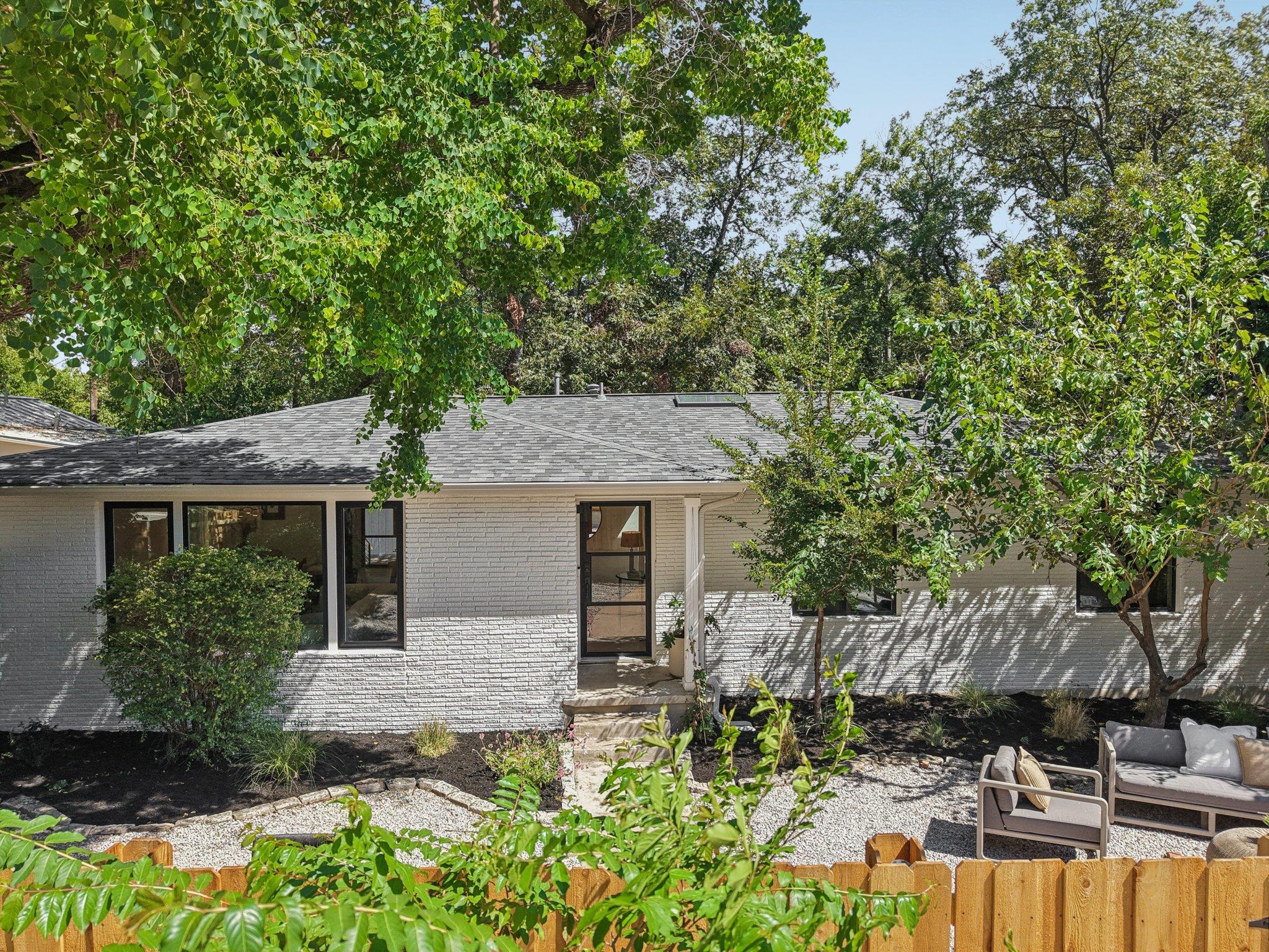 4515 Bull Creek RD