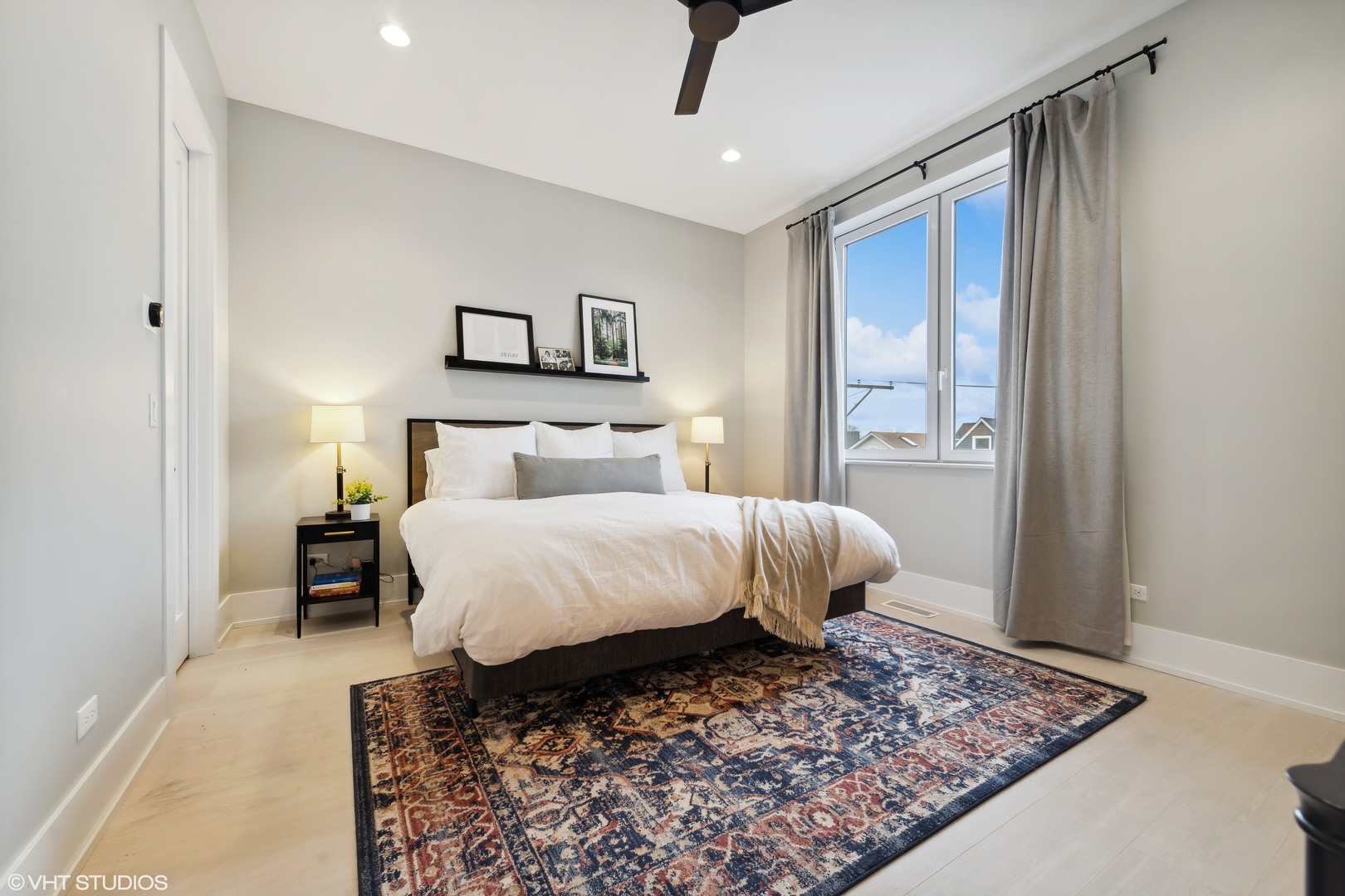 1848 N California Avenue Unit: 2