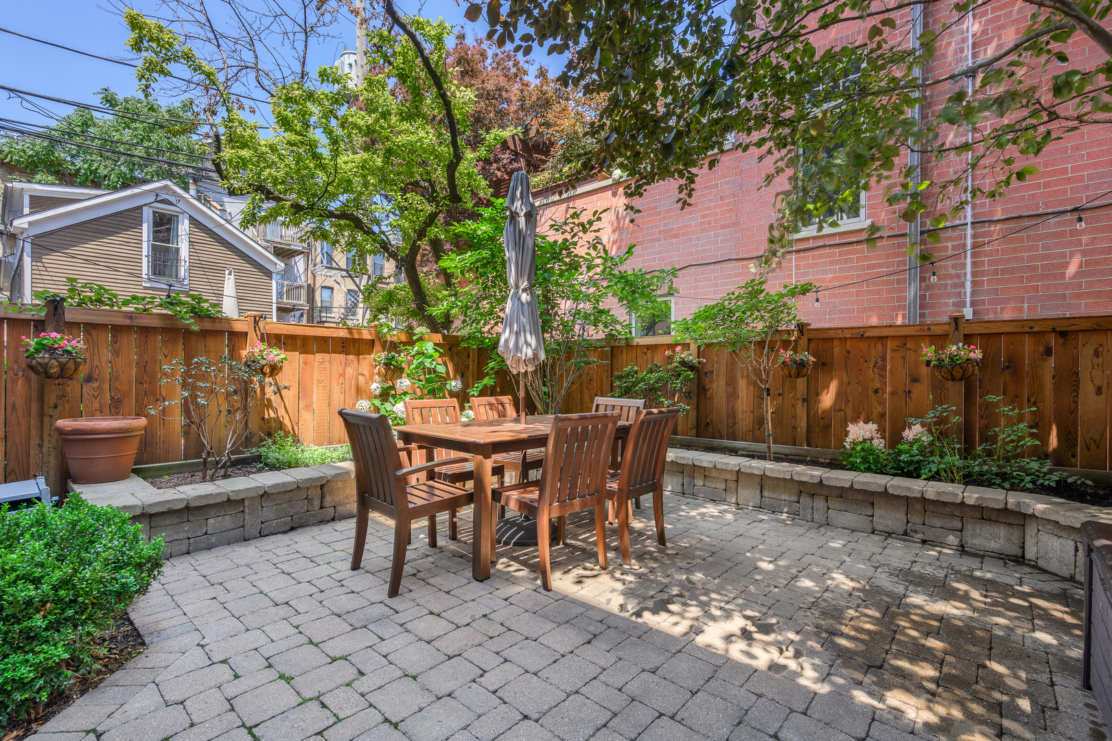 1648 N Burling Street Unit: D