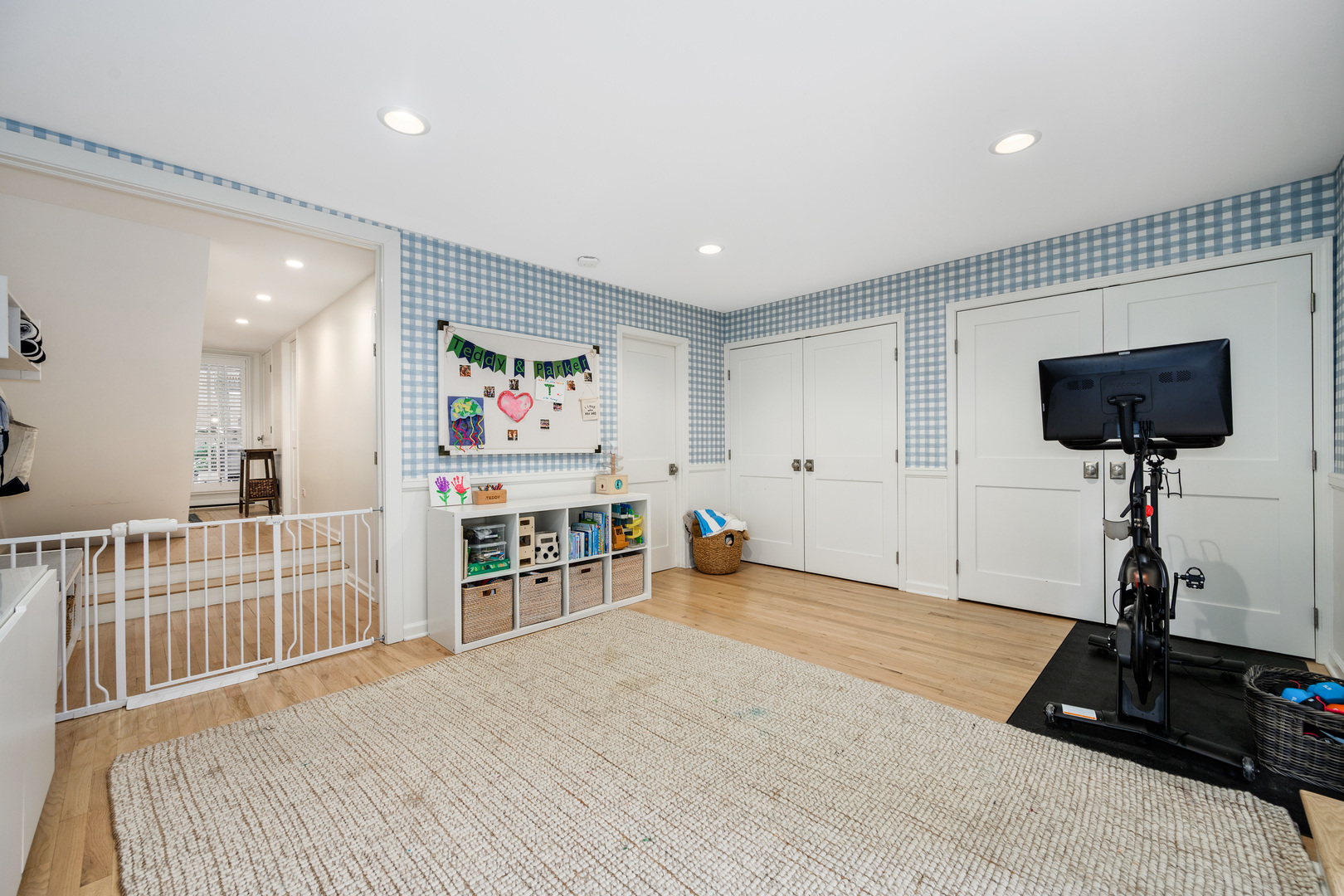 1648 N Burling Street Unit: D