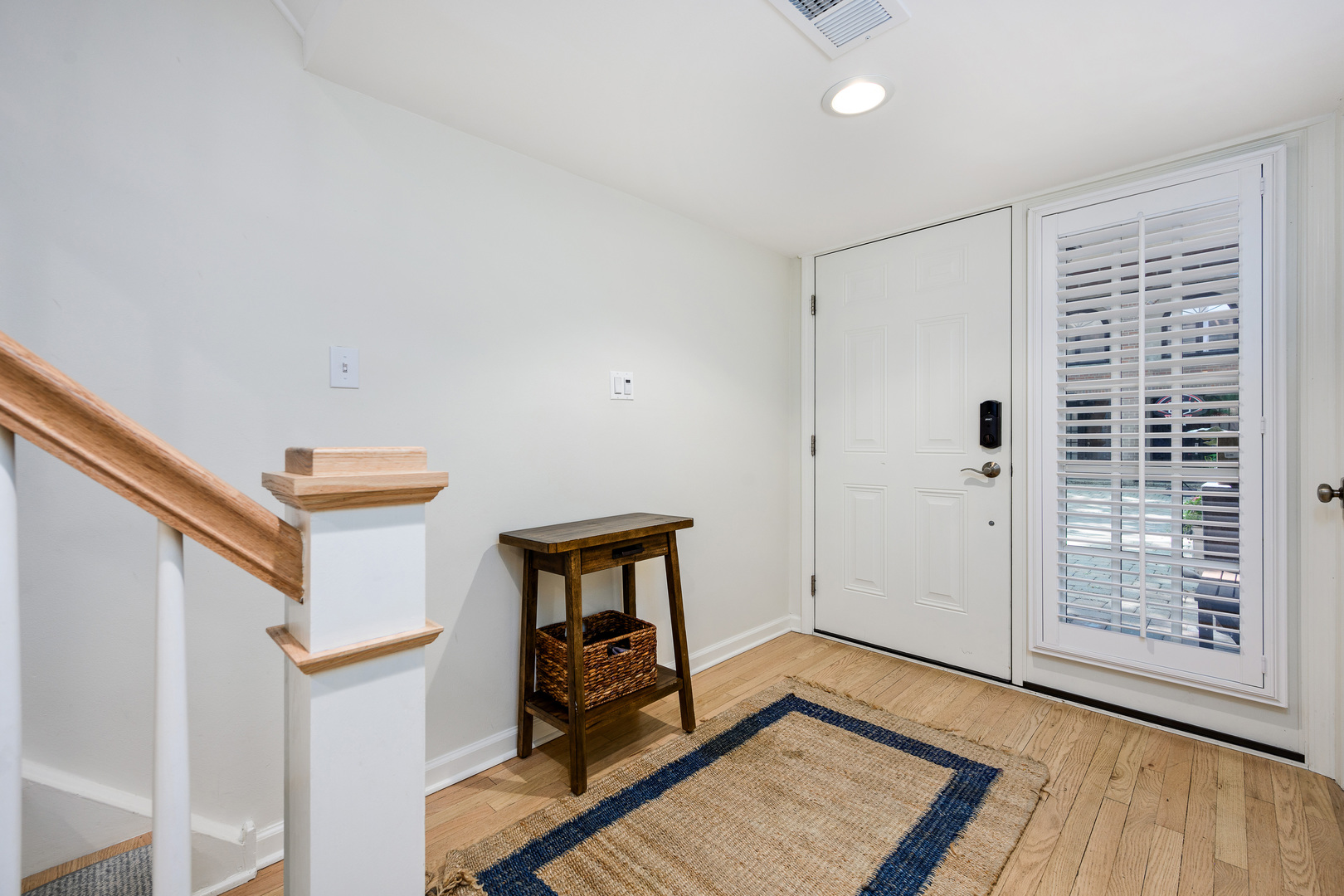 1648 N Burling Street Unit: D