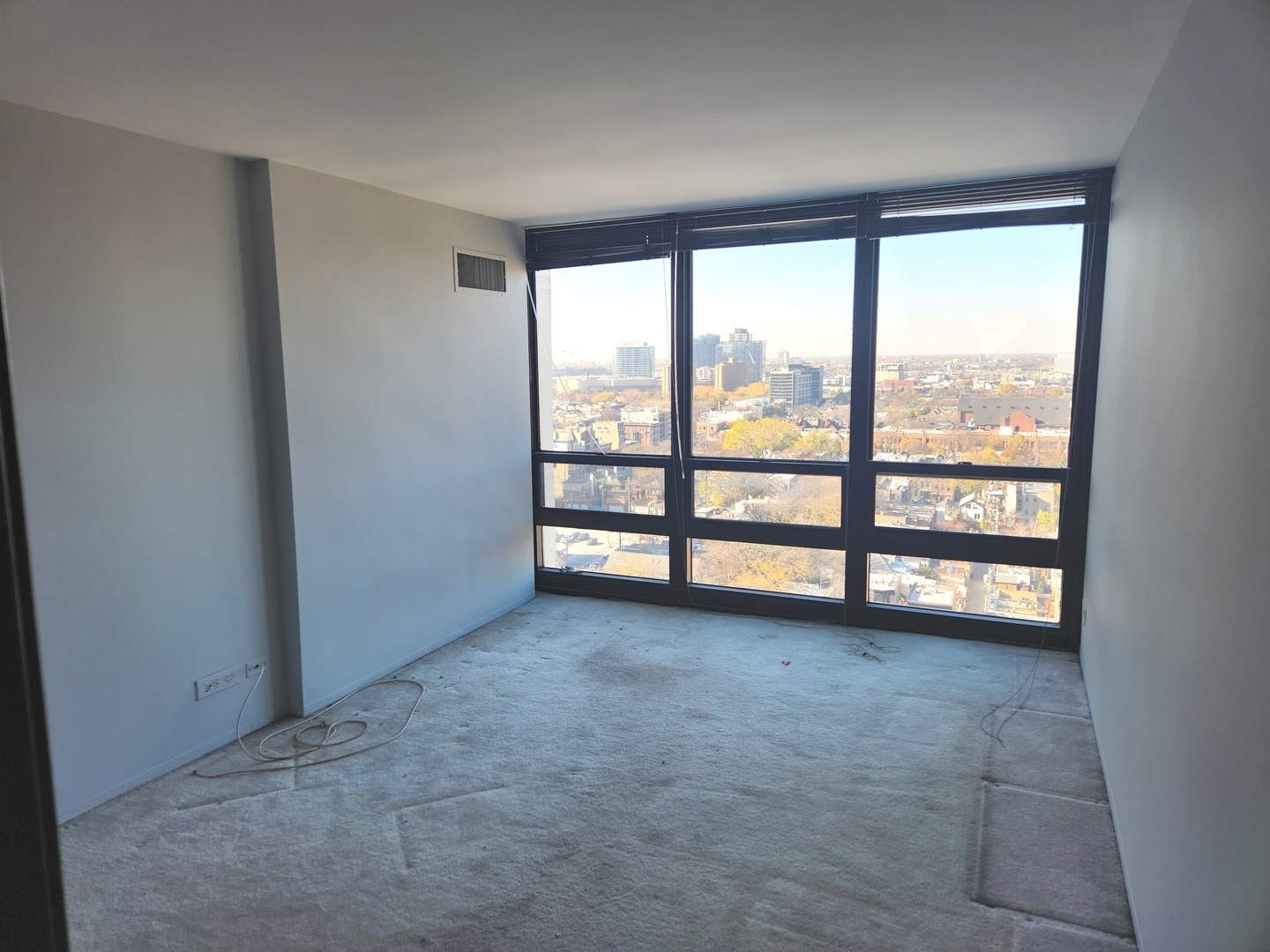 1636 N WELLS Street Unit: 2001