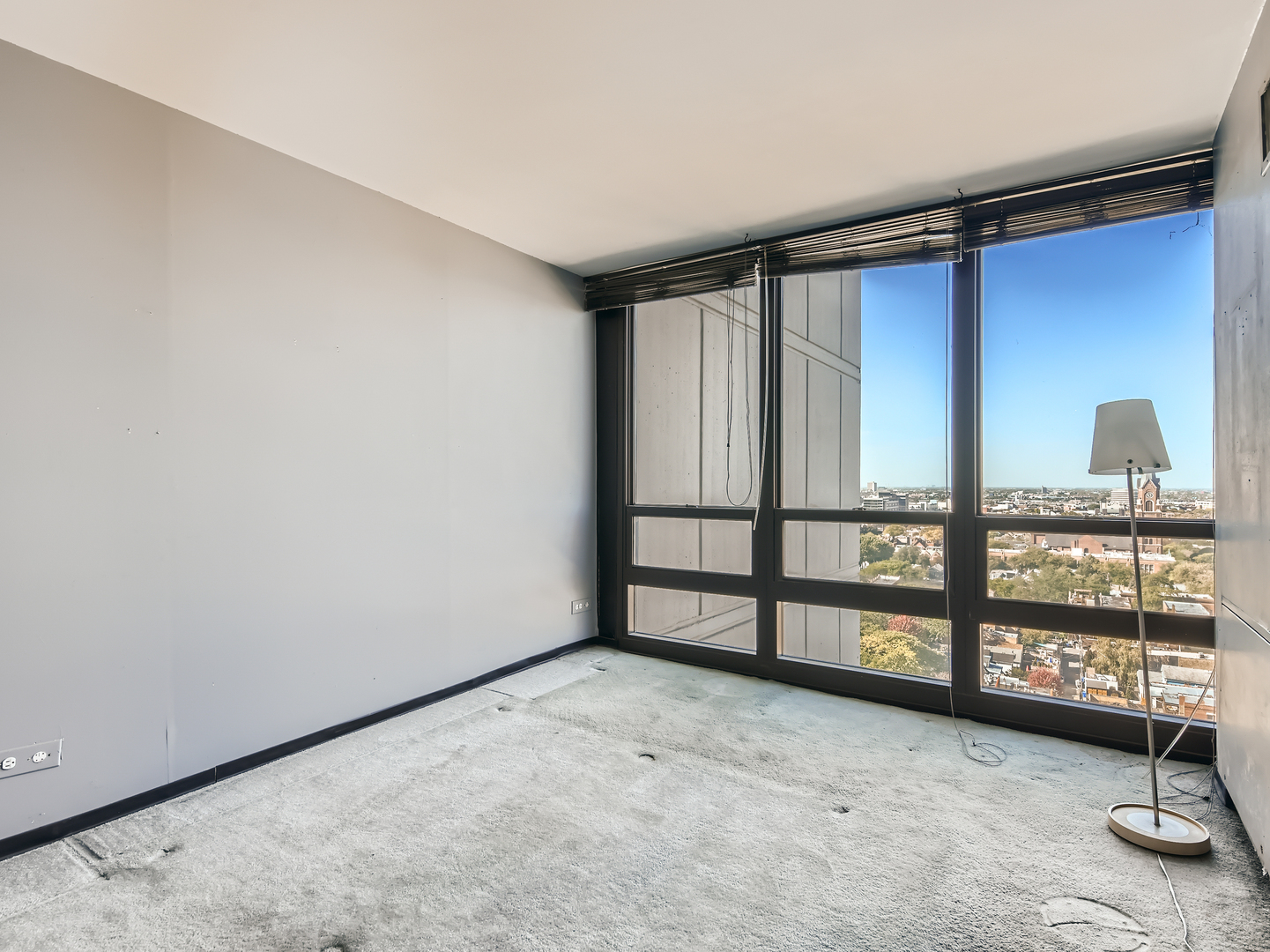 1636 N WELLS Street Unit: 2001