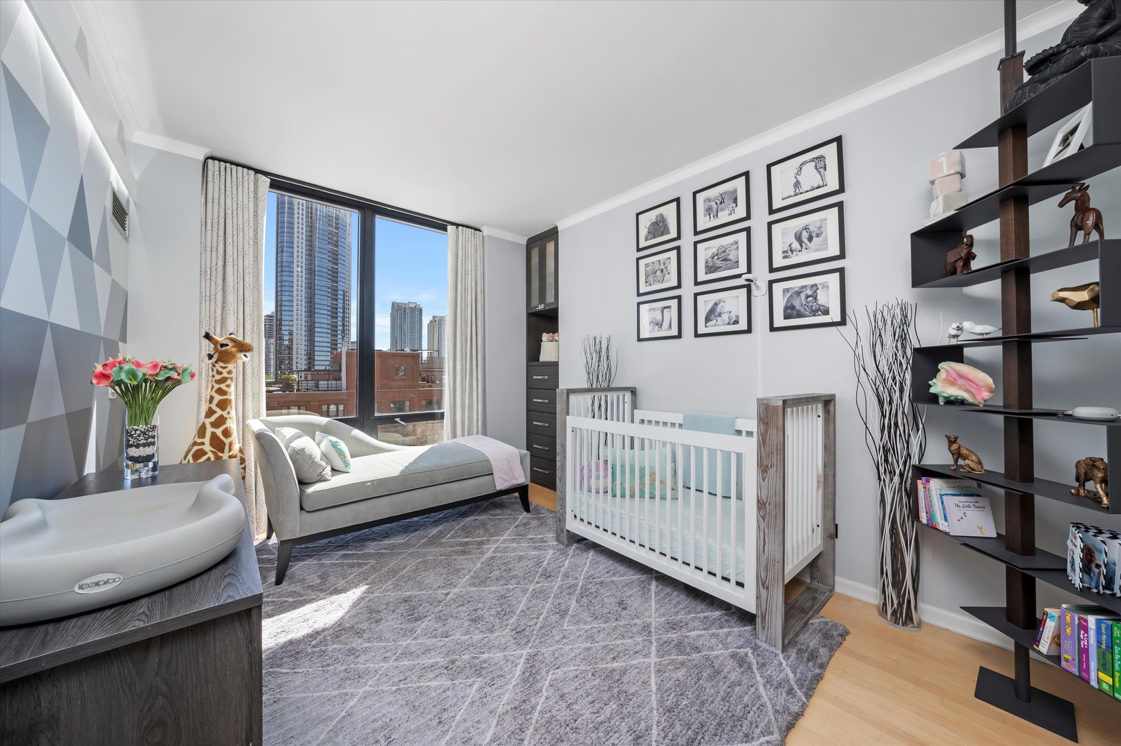 435 W Erie Street Unit: 1001