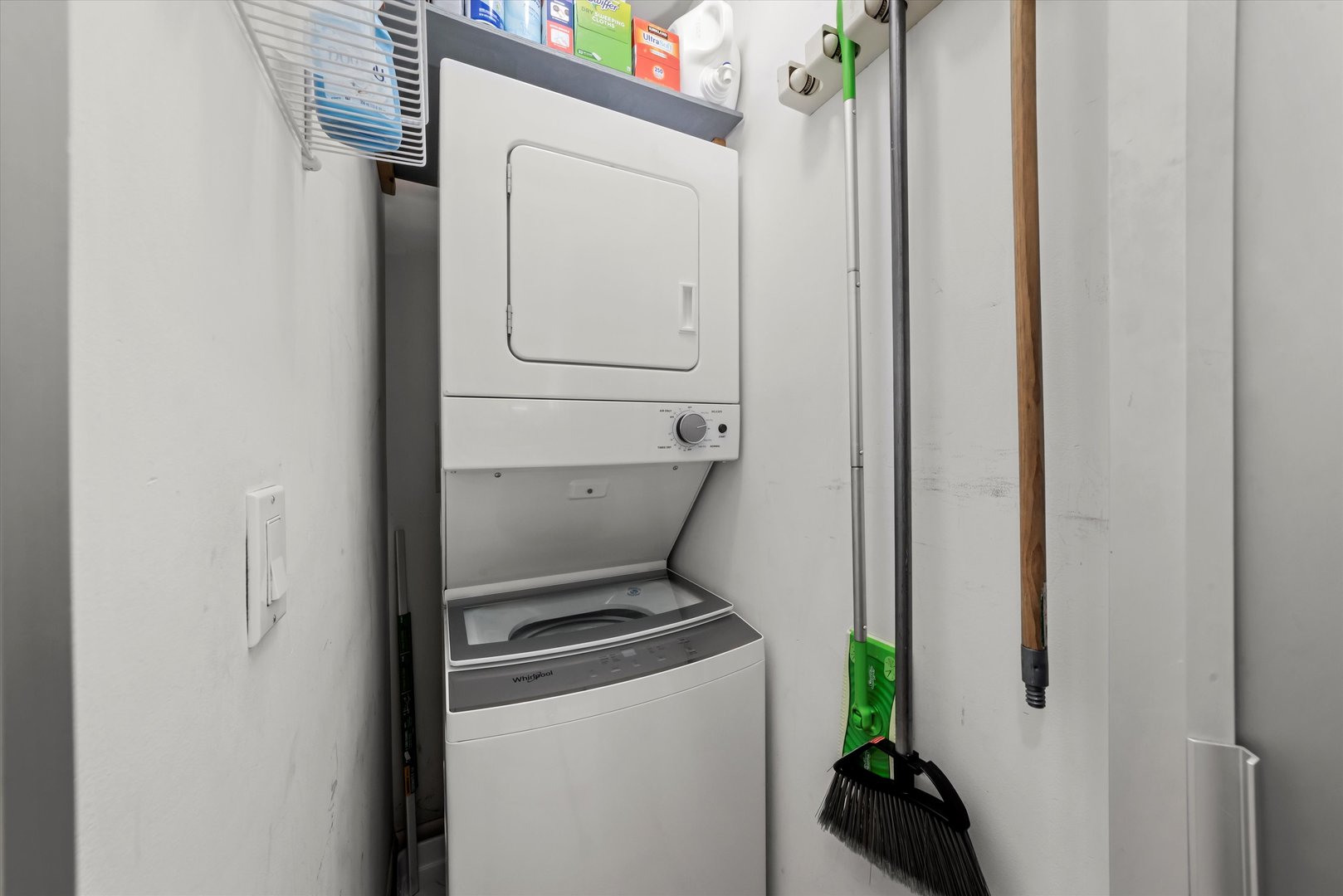 435 W Erie Street Unit: 1001