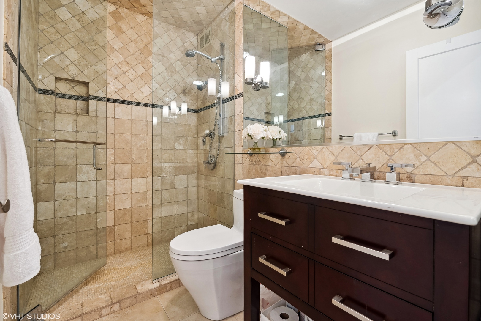 1325 N STATE Parkway Unit: 15F