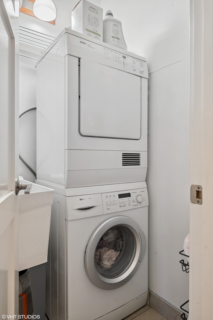 1325 N State Parkway Unit: 12E