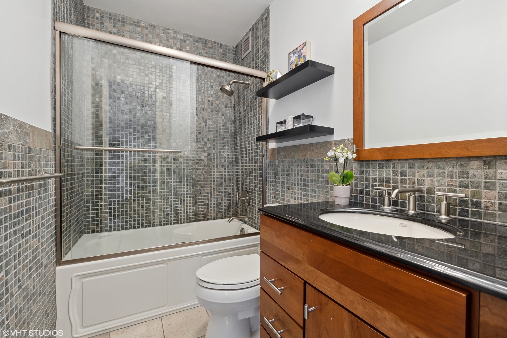 1325 N State Parkway Unit: 12E