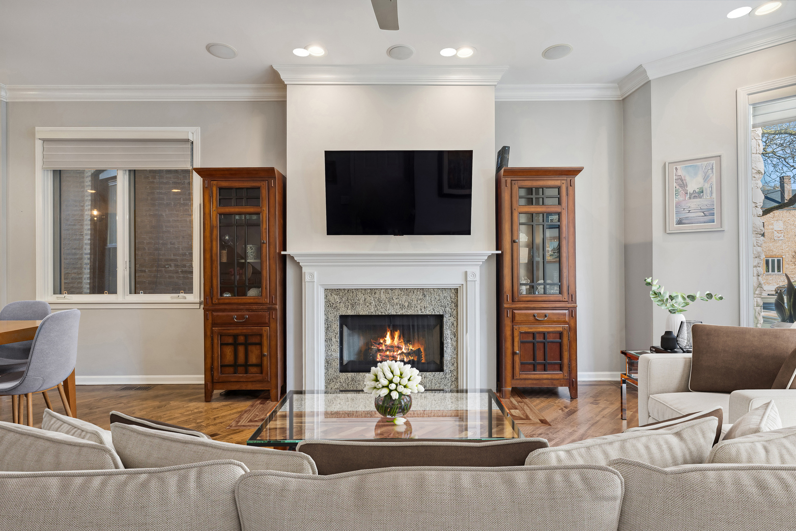 952 N Wolcott Avenue Unit: 1