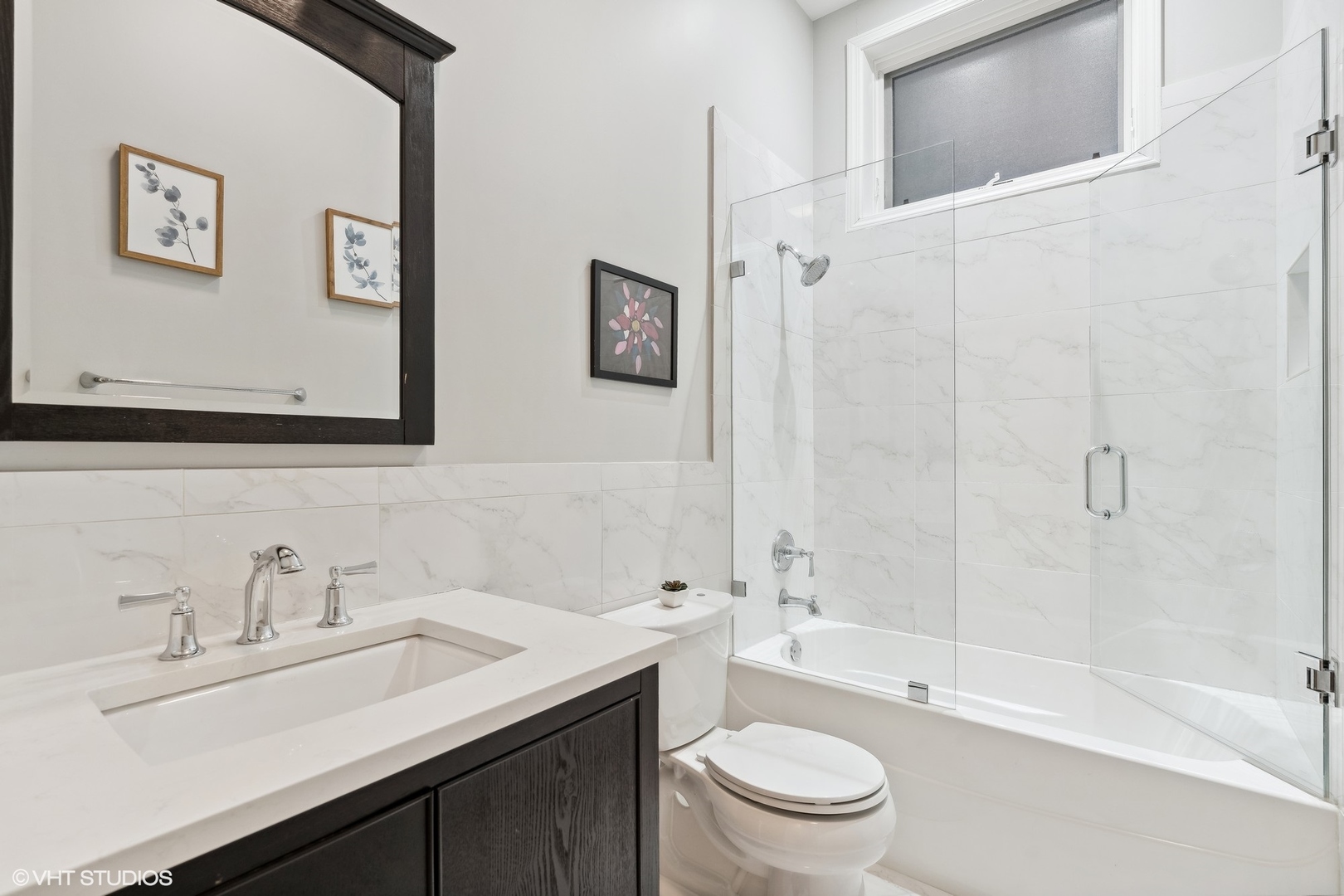 952 N Wolcott Avenue Unit: 1