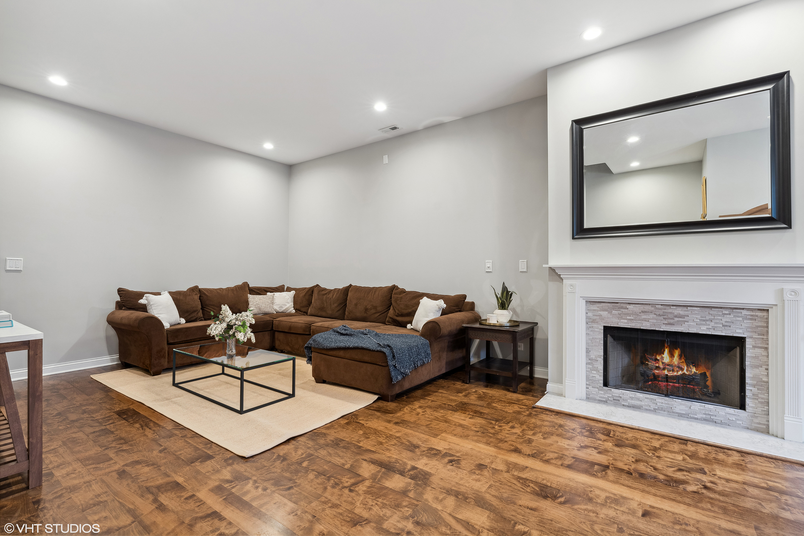 952 N Wolcott Avenue Unit: 1