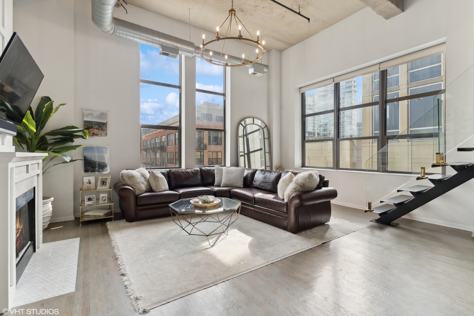 758 N Larrabee Street Unit: 524