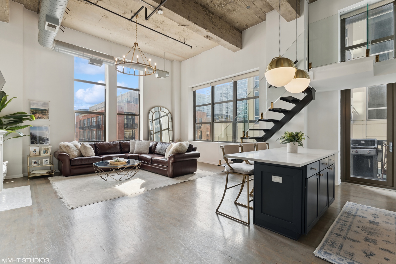 758 N Larrabee Street Unit: 524