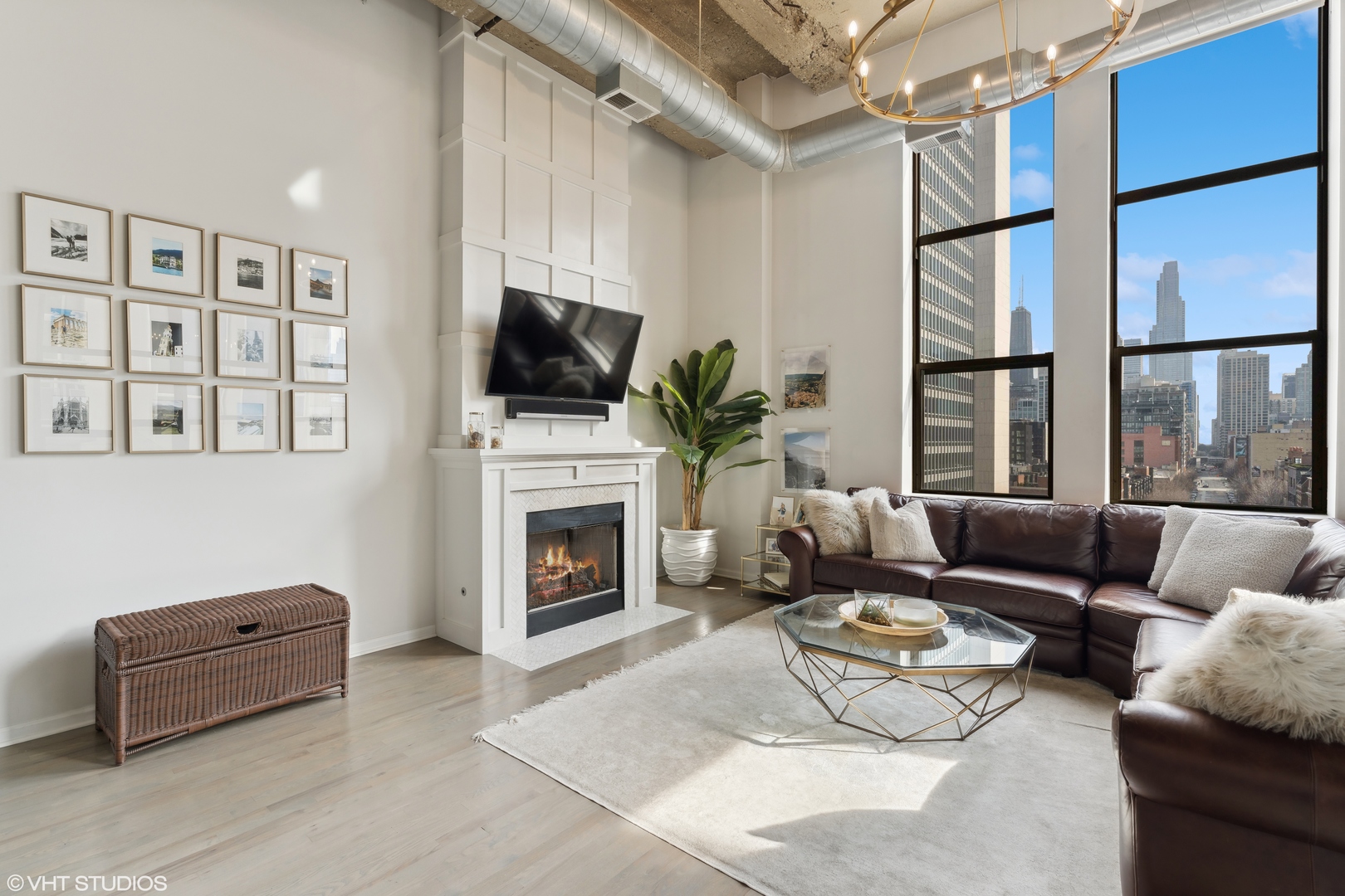 758 N Larrabee Street Unit: 524