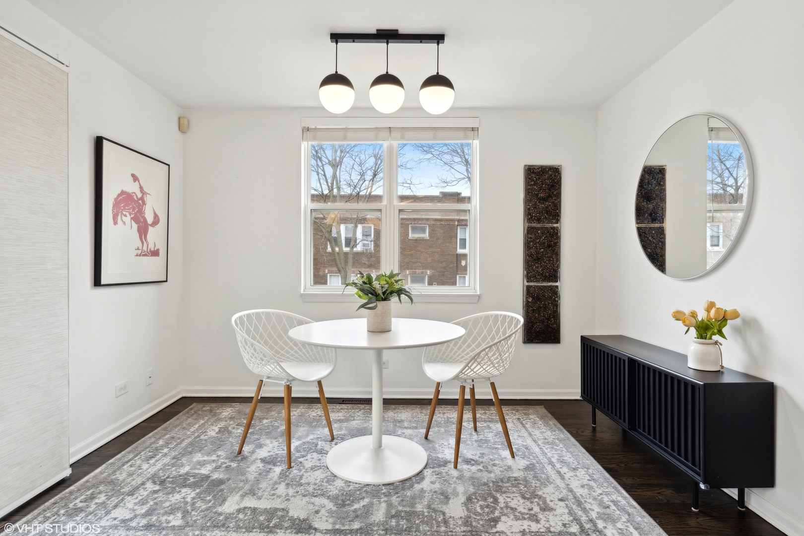 3258 N HAMLIN Avenue