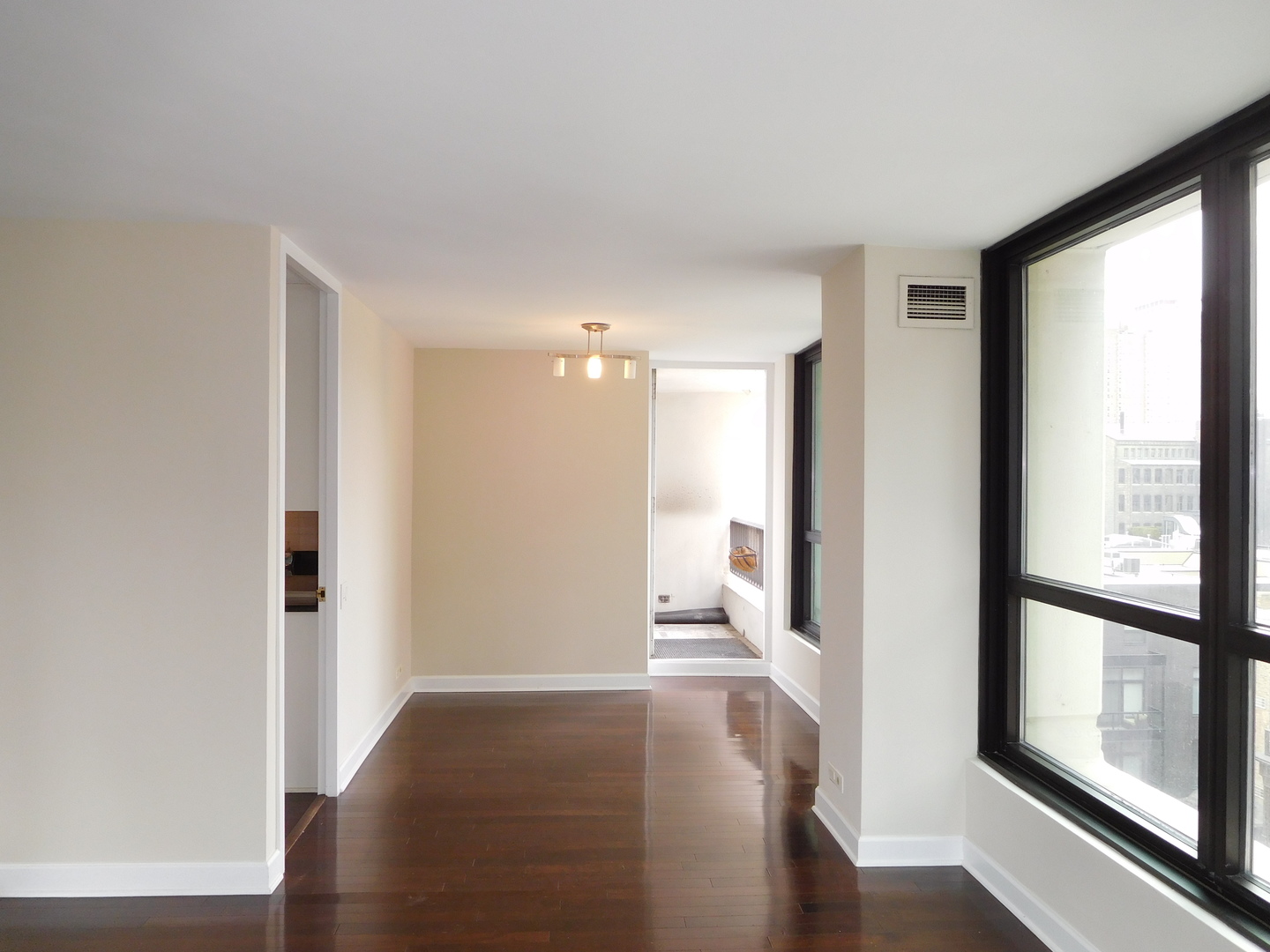 1030 N State Street Unit: 1B