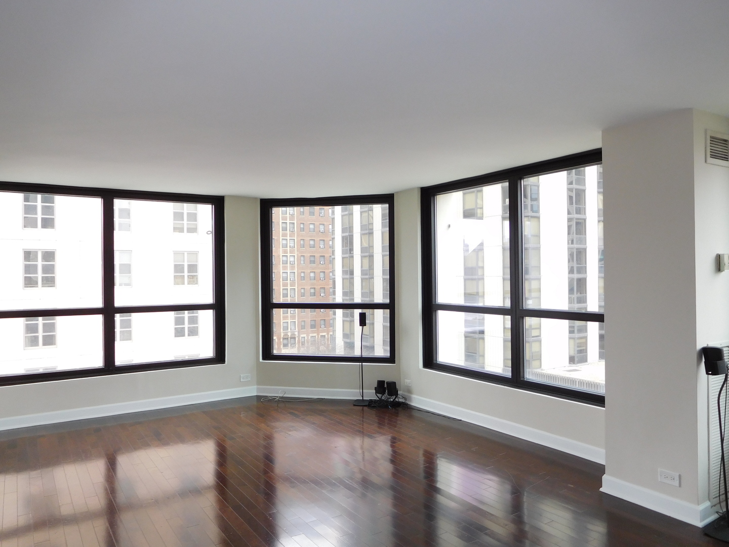 1030 N State Street Unit: 1B