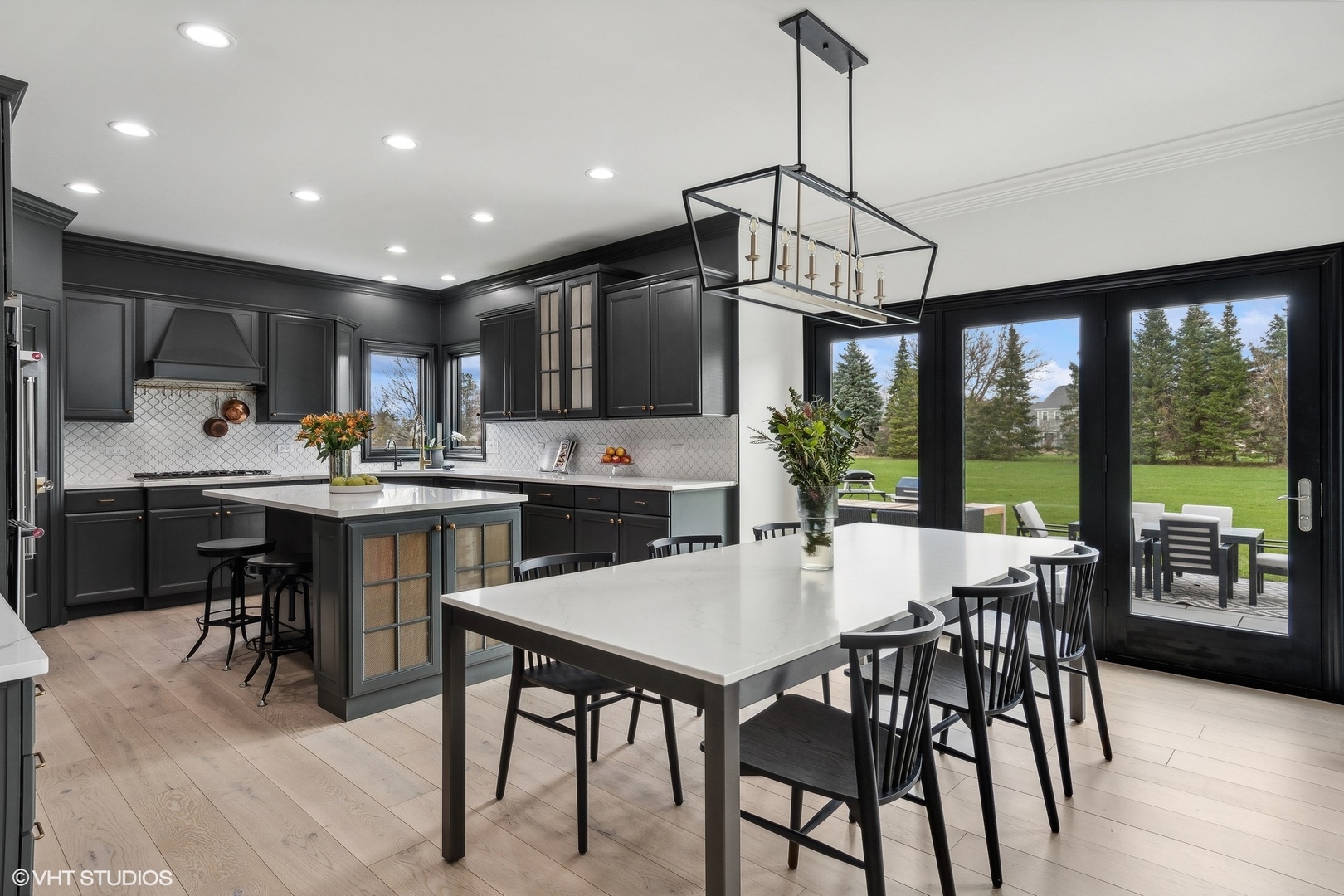 5N015 OAK HILL Drive