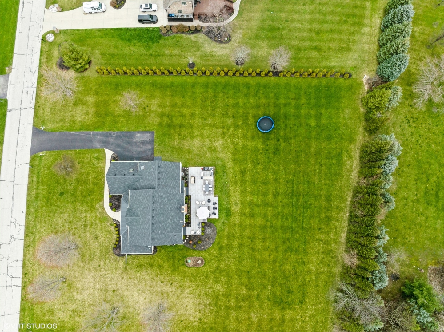 5N015 OAK HILL Drive