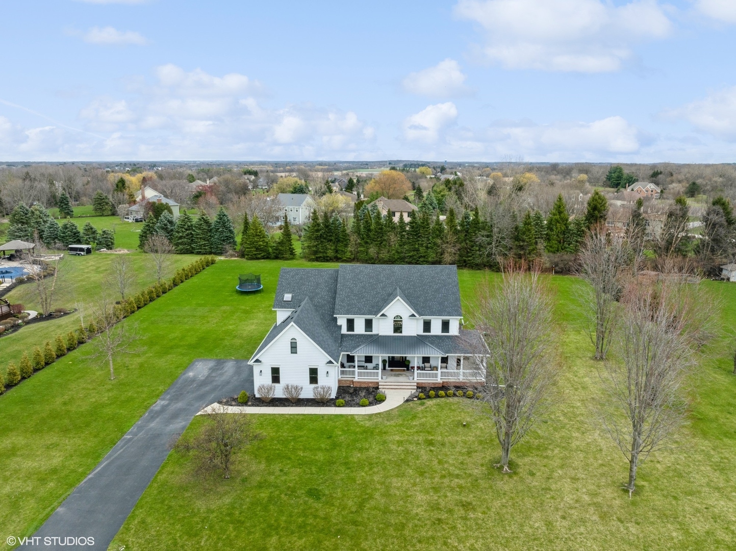 5N015 OAK HILL Drive