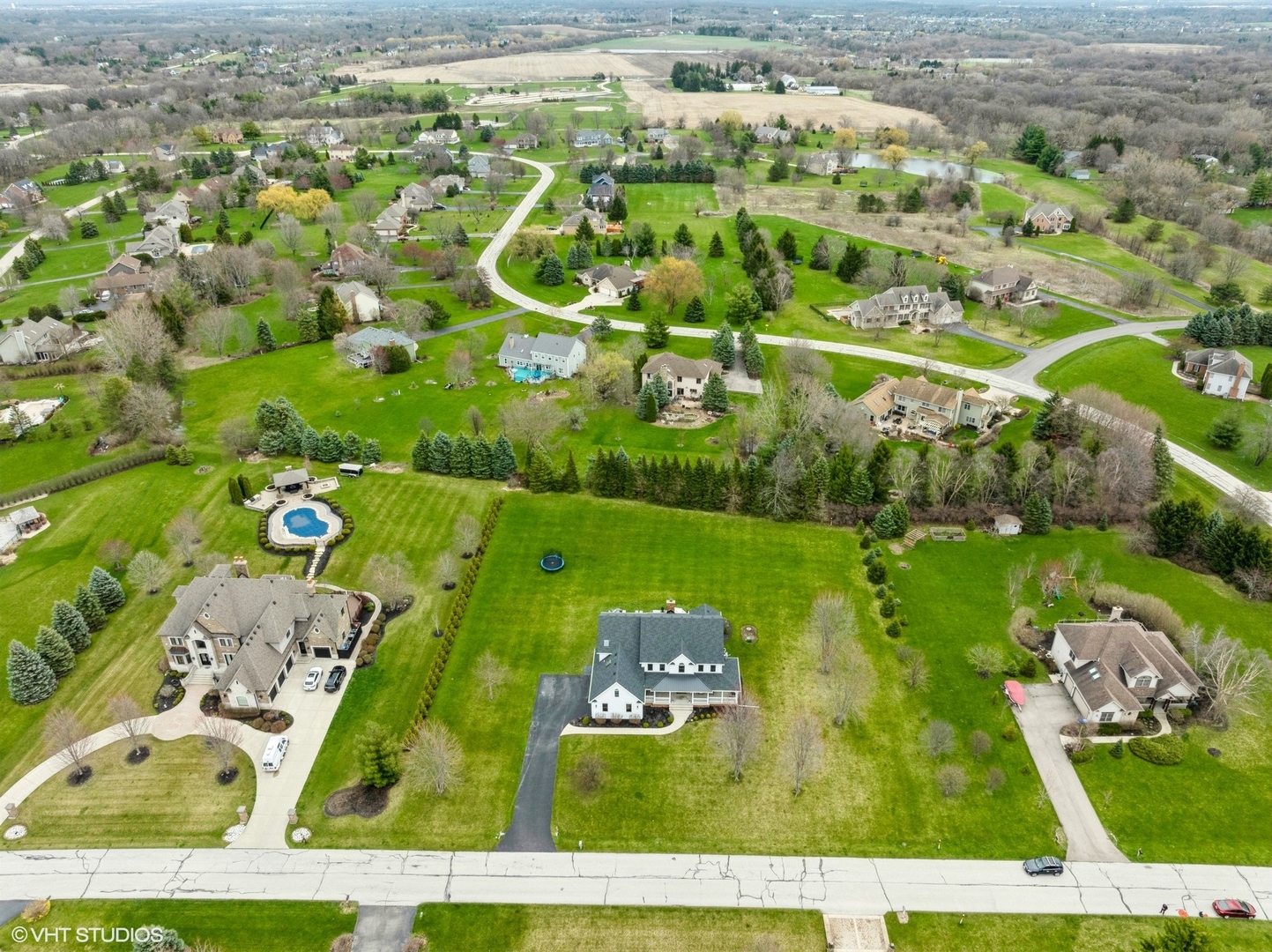 5N015 OAK HILL Drive