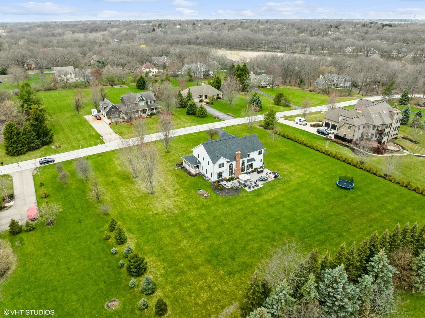 5N015 OAK HILL Drive