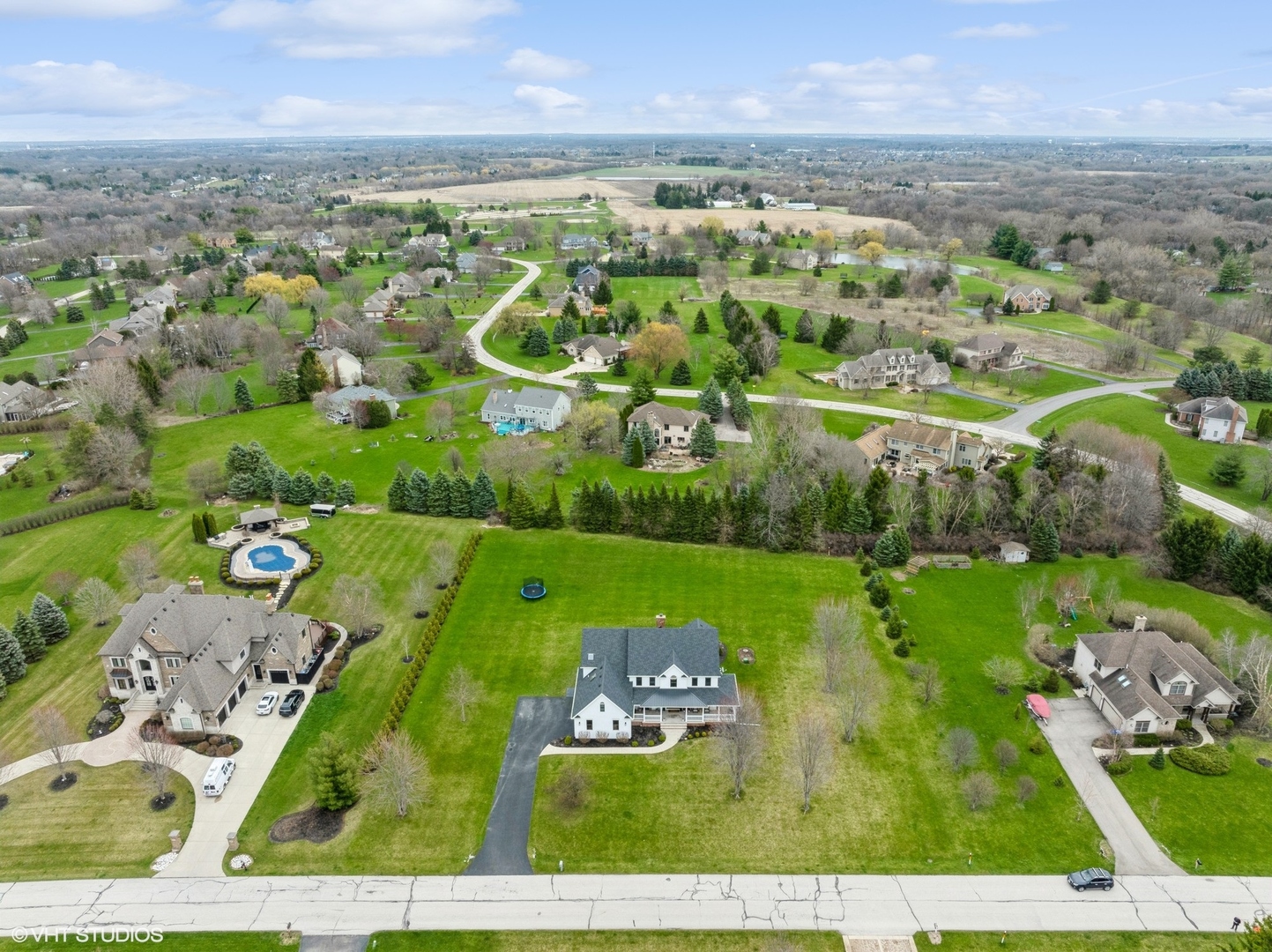 5N015 OAK HILL Drive