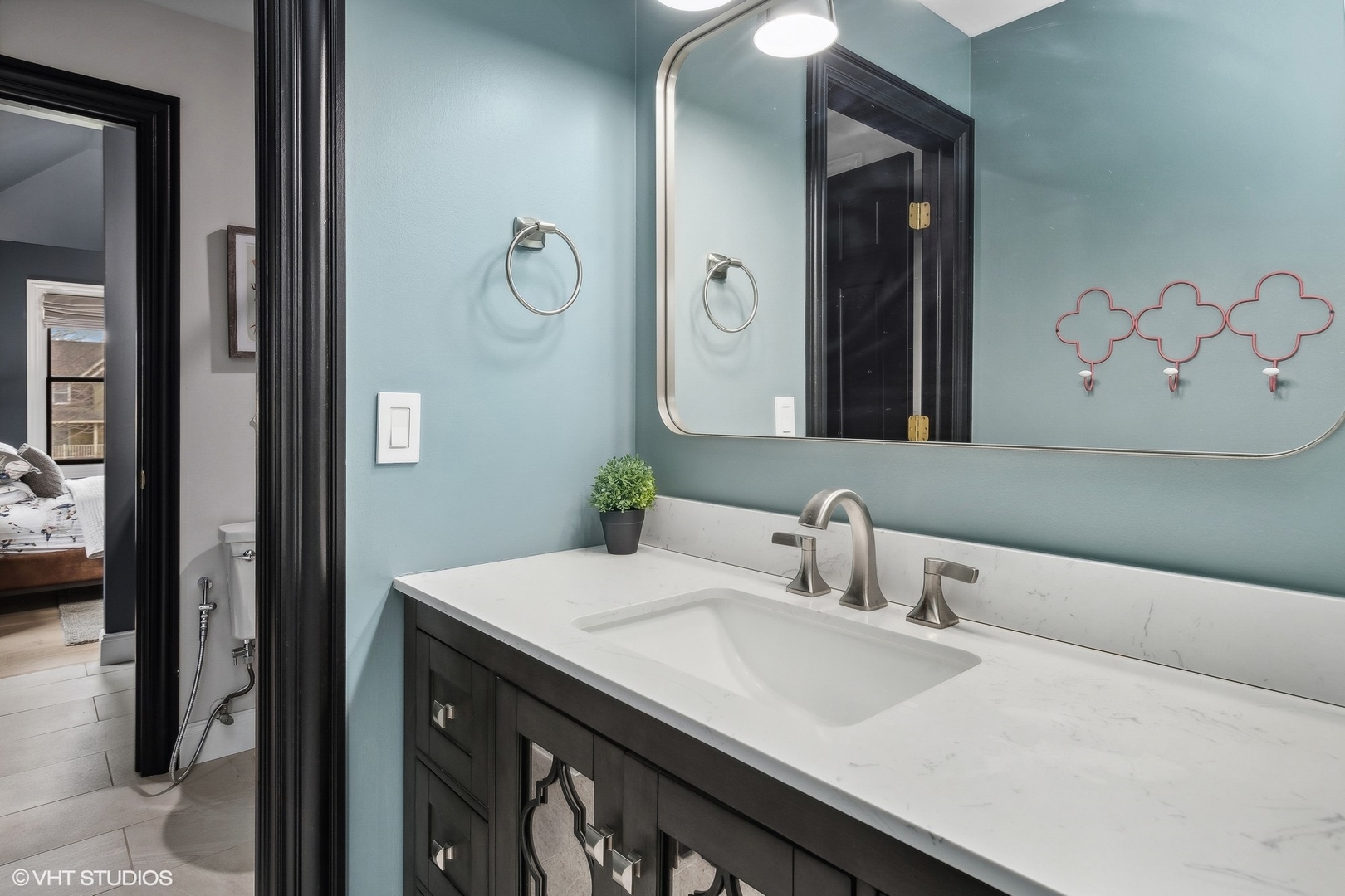 5N015 OAK HILL Drive