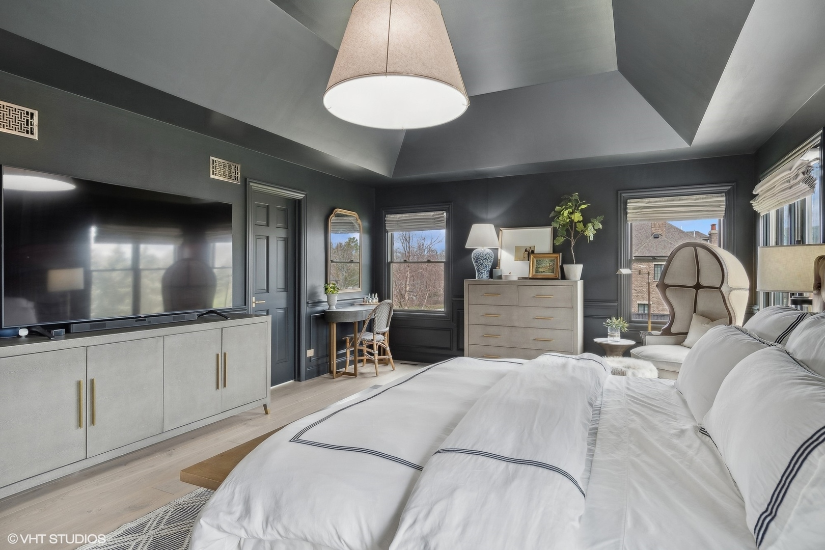 5N015 OAK HILL Drive