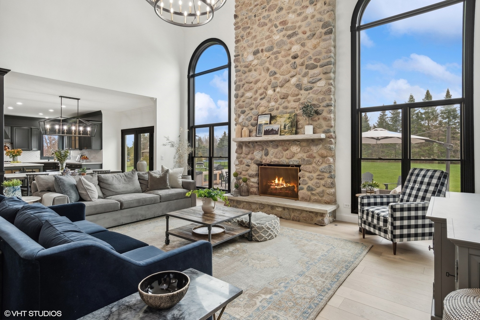 5N015 OAK HILL Drive