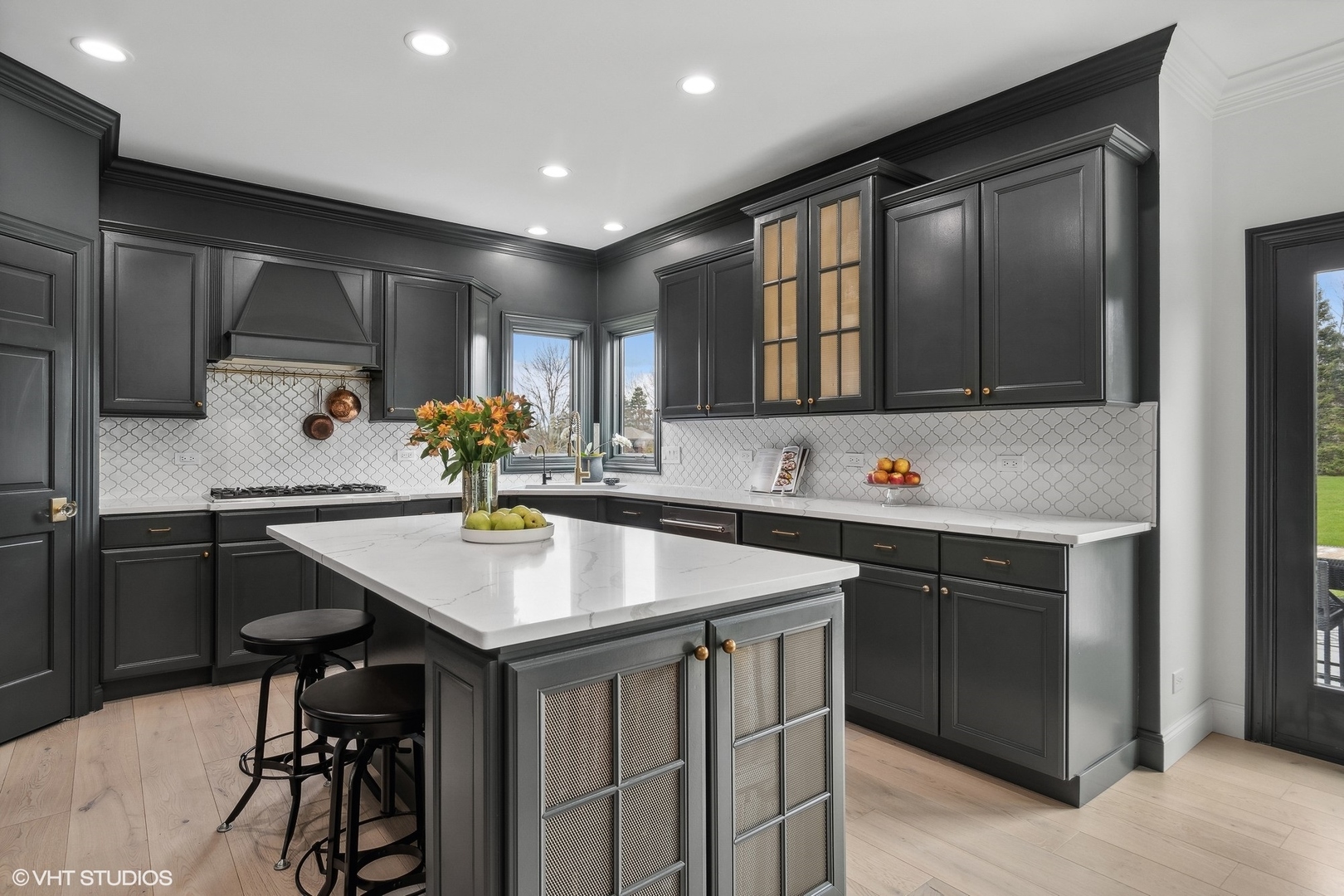 5N015 OAK HILL Drive