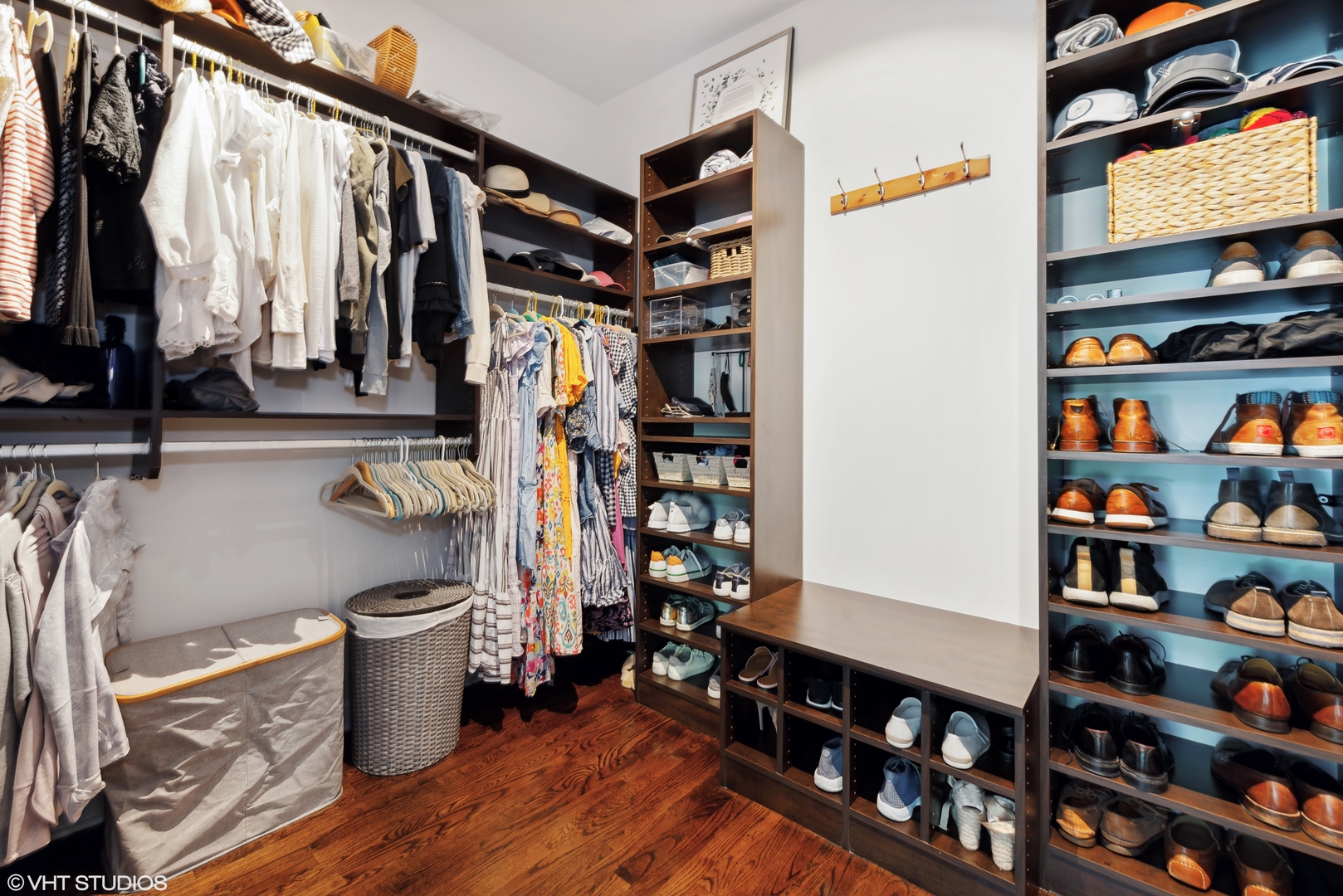 446 W Superior Street