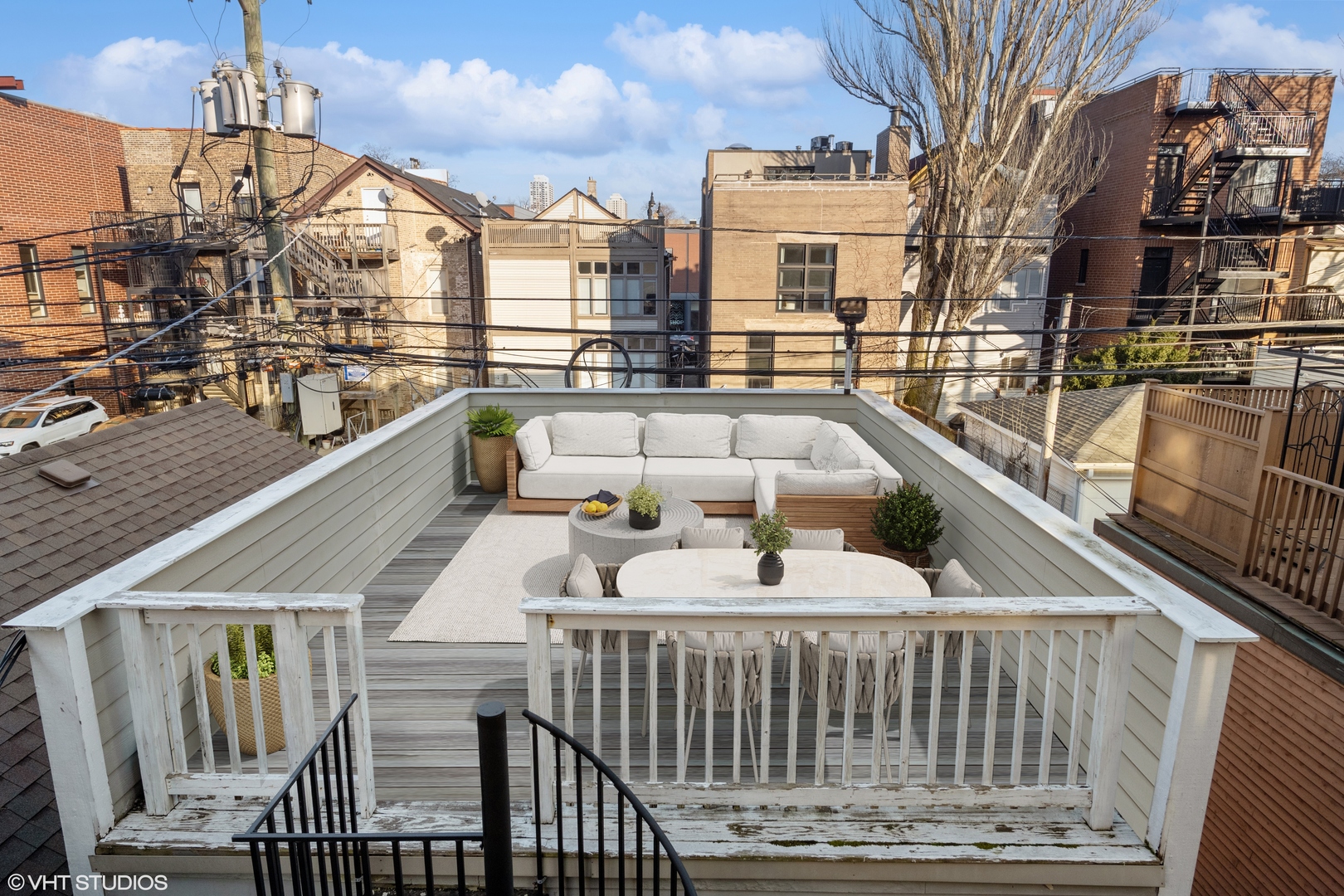 1937 N Dayton Street Unit: 1R