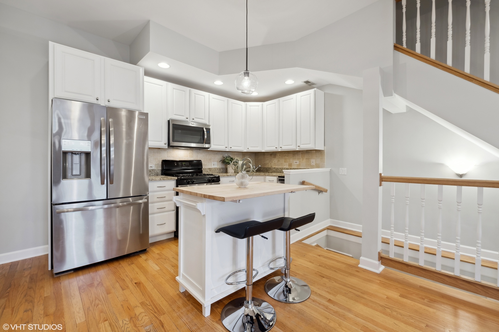 1937 N Dayton Street Unit: 1R