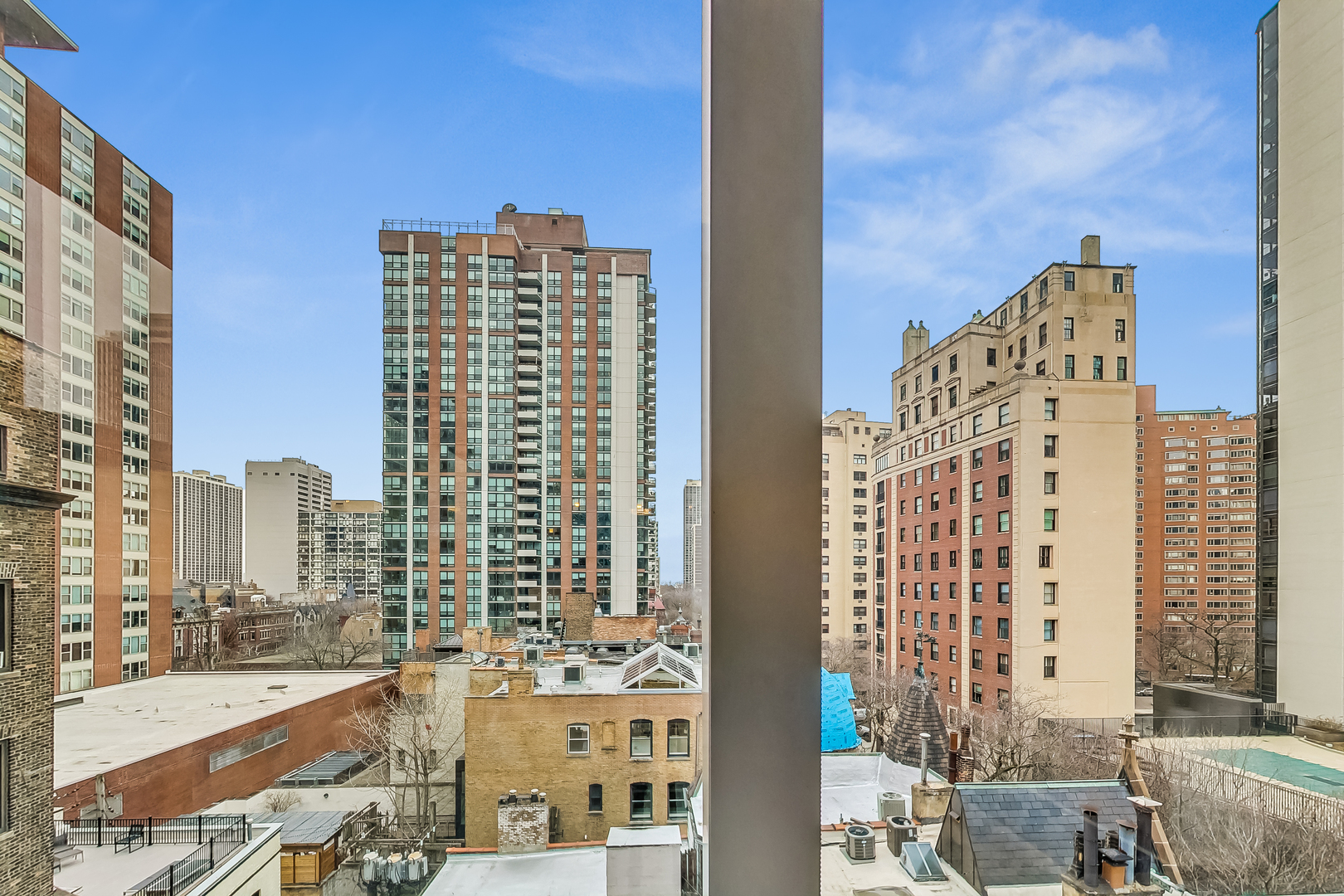 1300 N Astor Street Unit: 8C