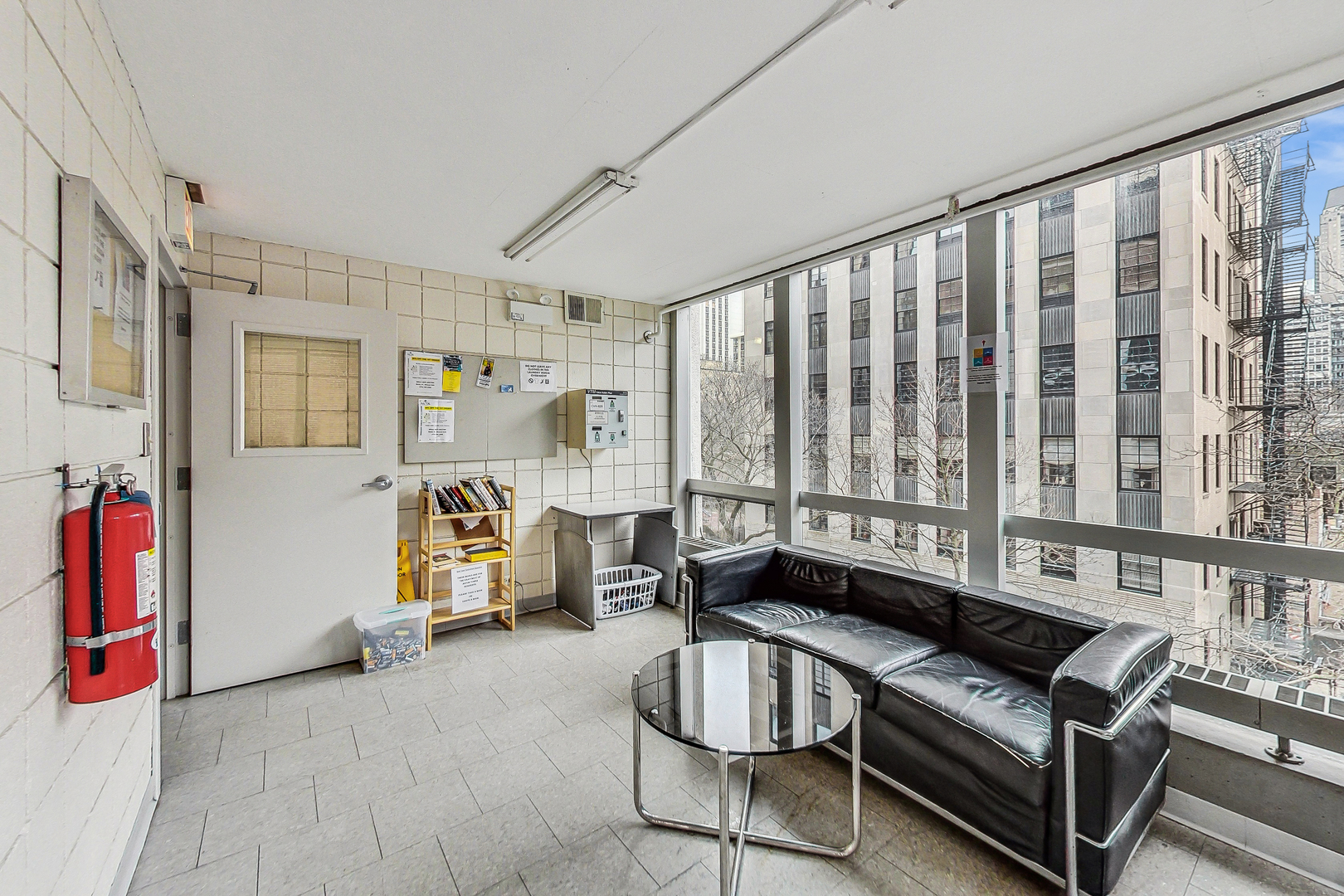 1300 N Astor Street Unit: 8C