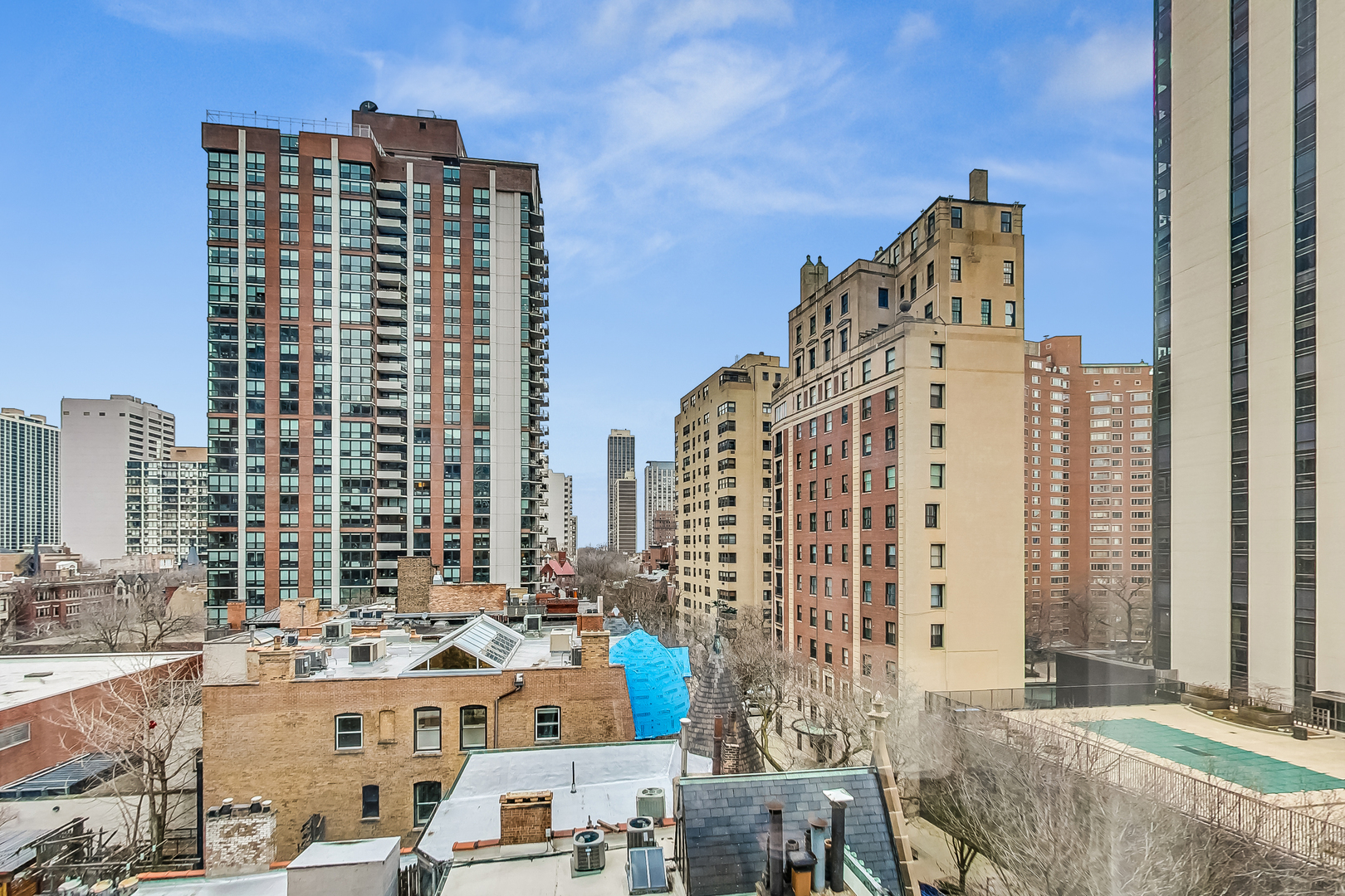 1300 N Astor Street Unit: 8C