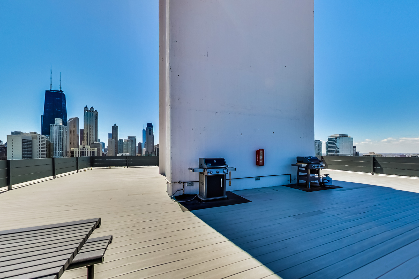 1300 N Astor Street Unit: 8C