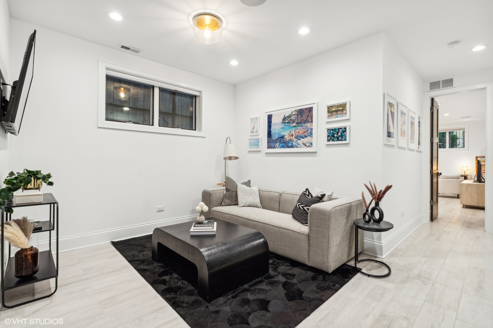 1427 W Wrightwood Avenue Unit: 1