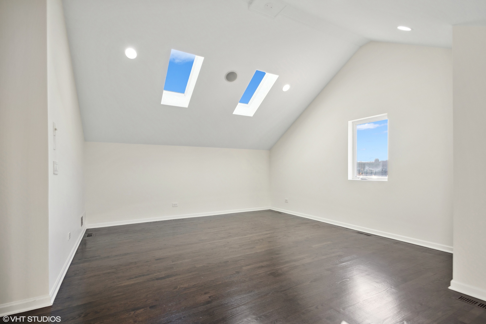 1504 N Greenview Avenue Unit: 3A